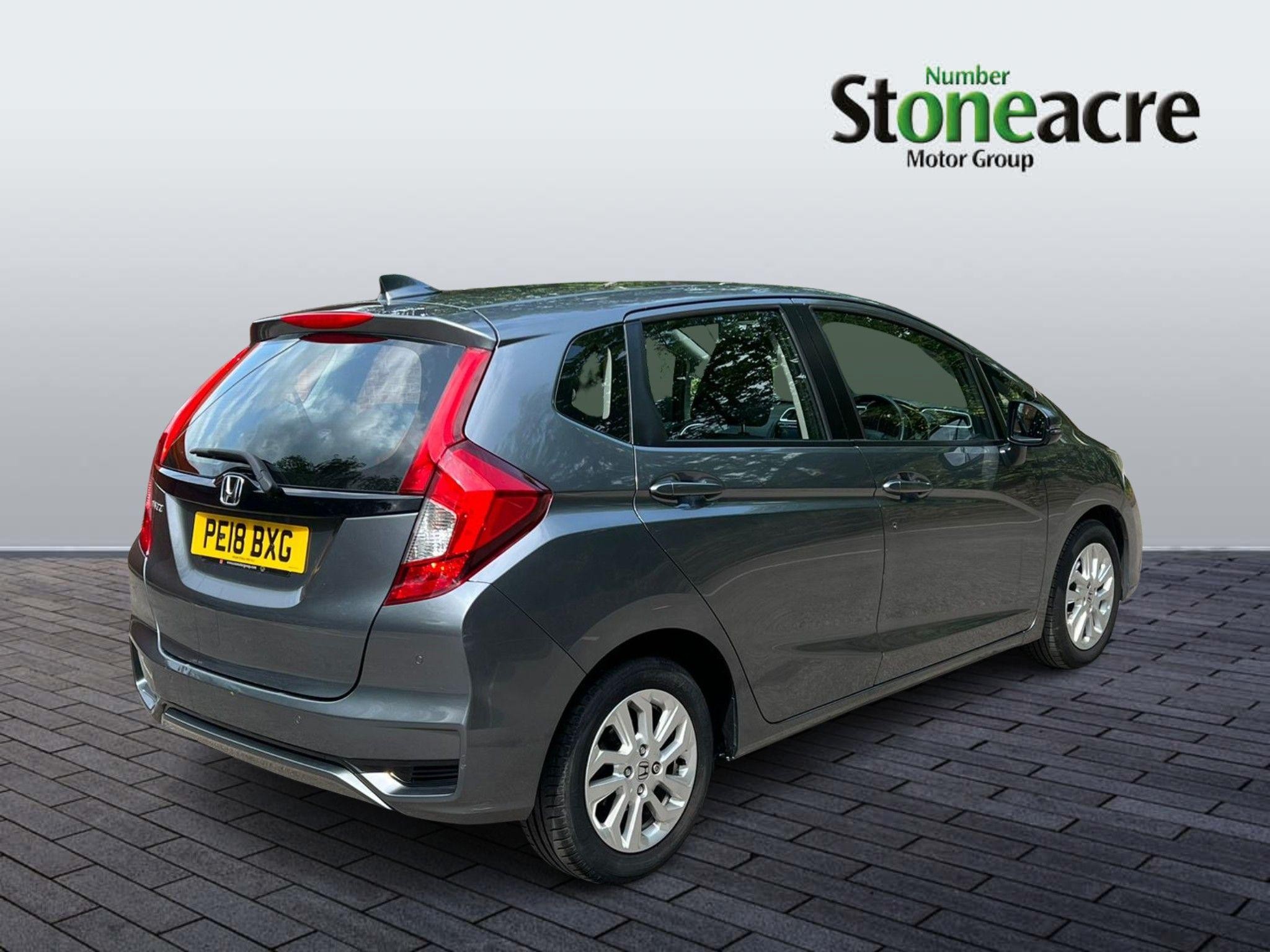 Honda Jazz Image 2