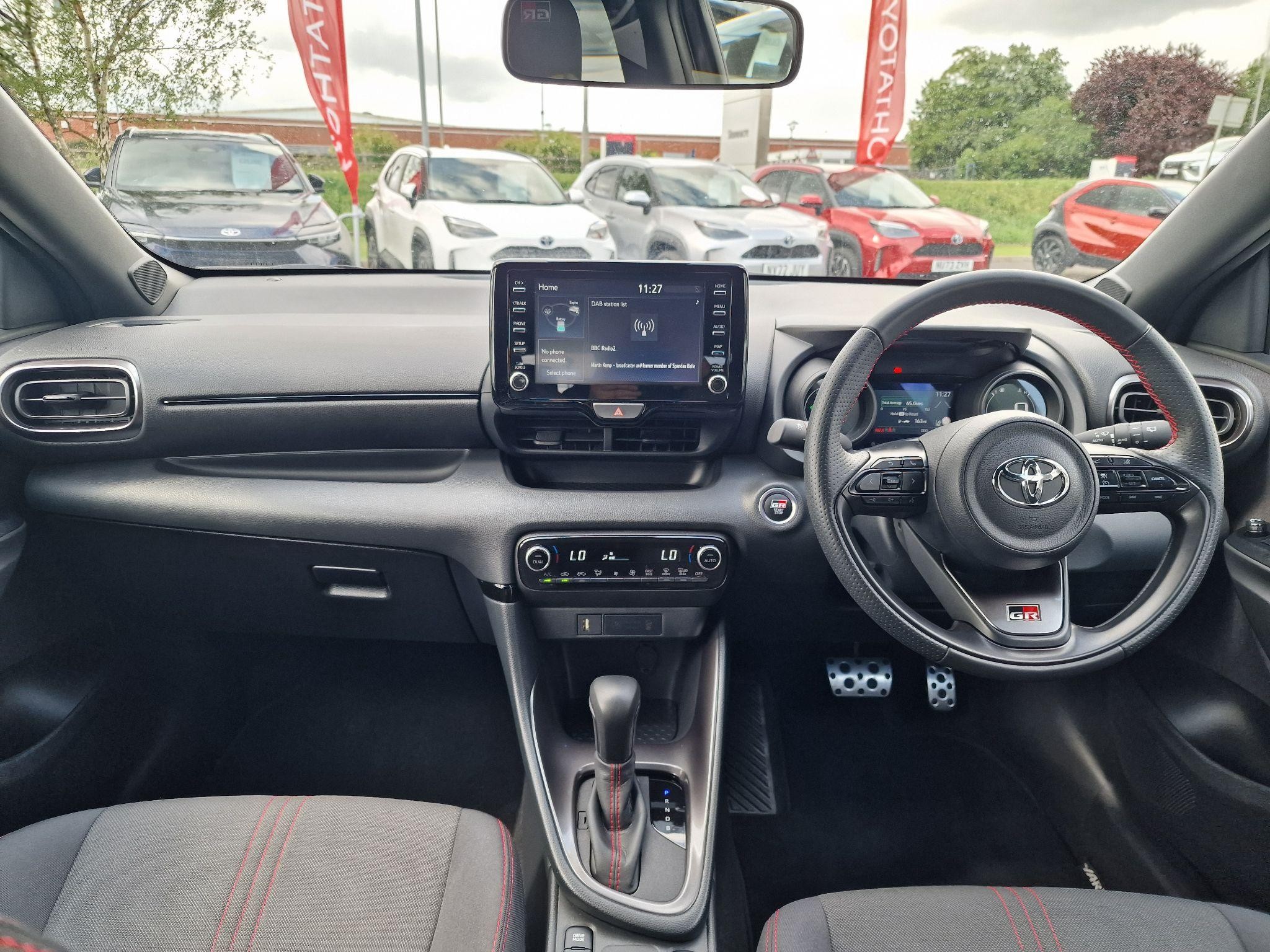 Toyota Yaris Image 7