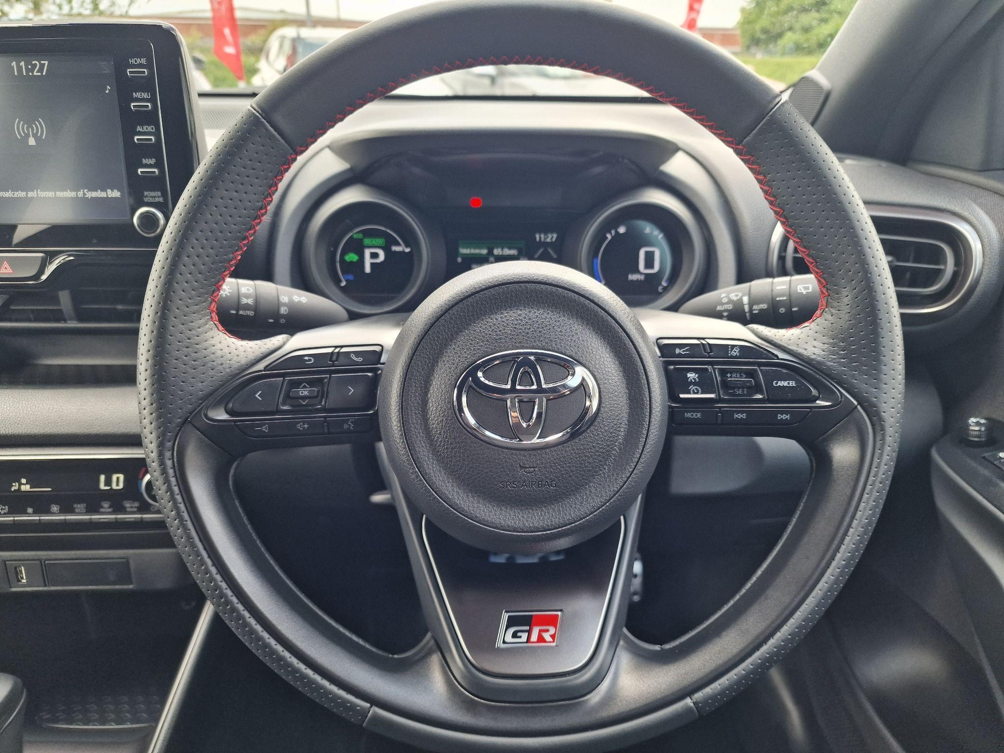 Toyota Yaris Image 10