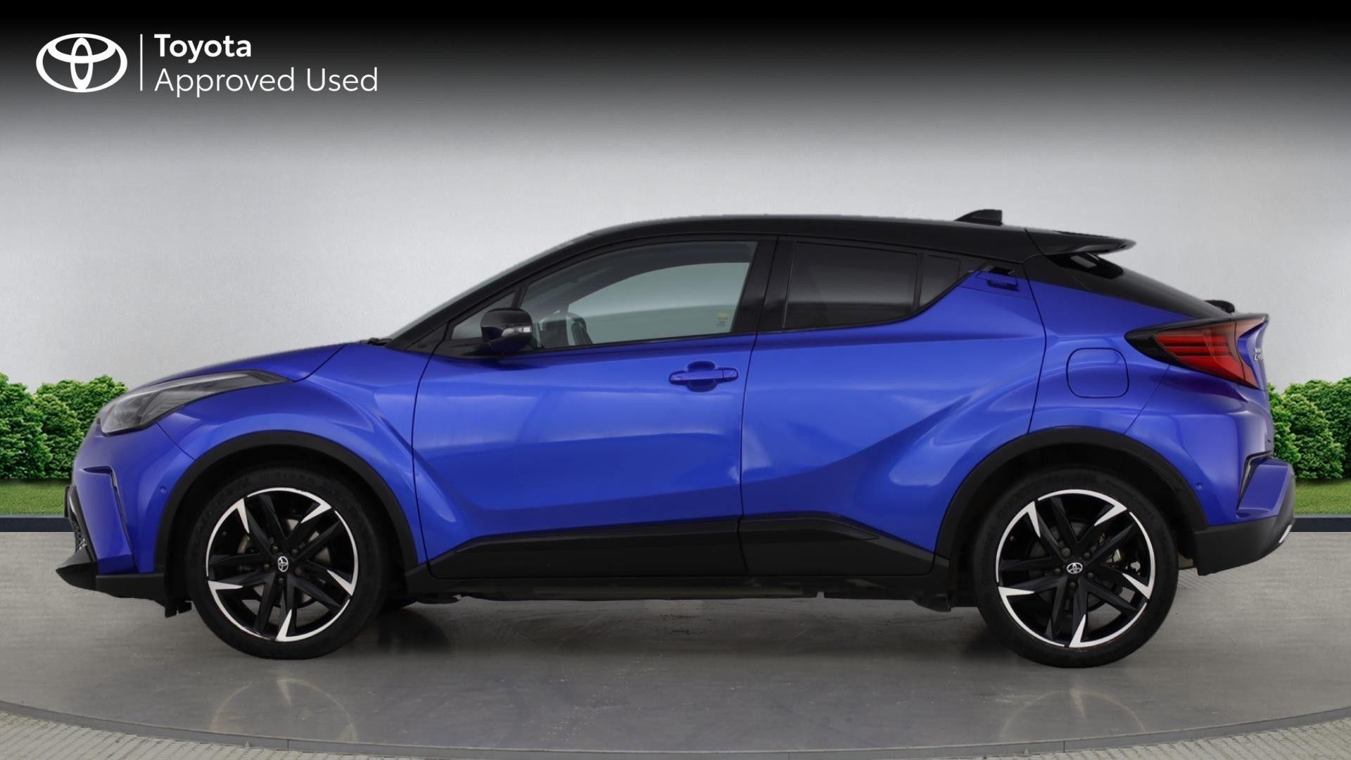 Toyota C-HR Image 8
