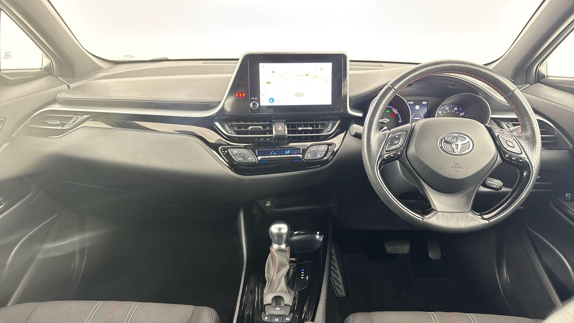 Toyota C-HR Image 13