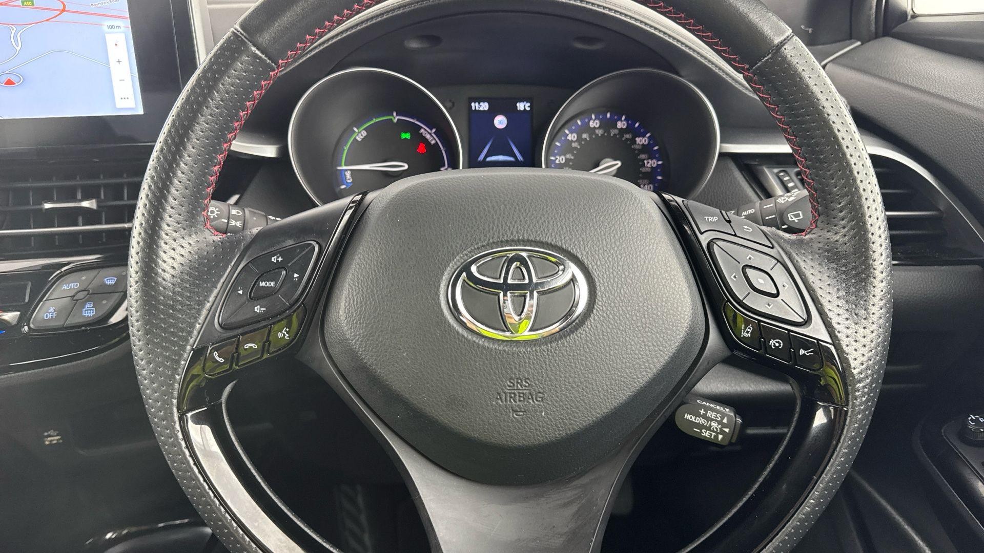 Toyota C-HR Image 16