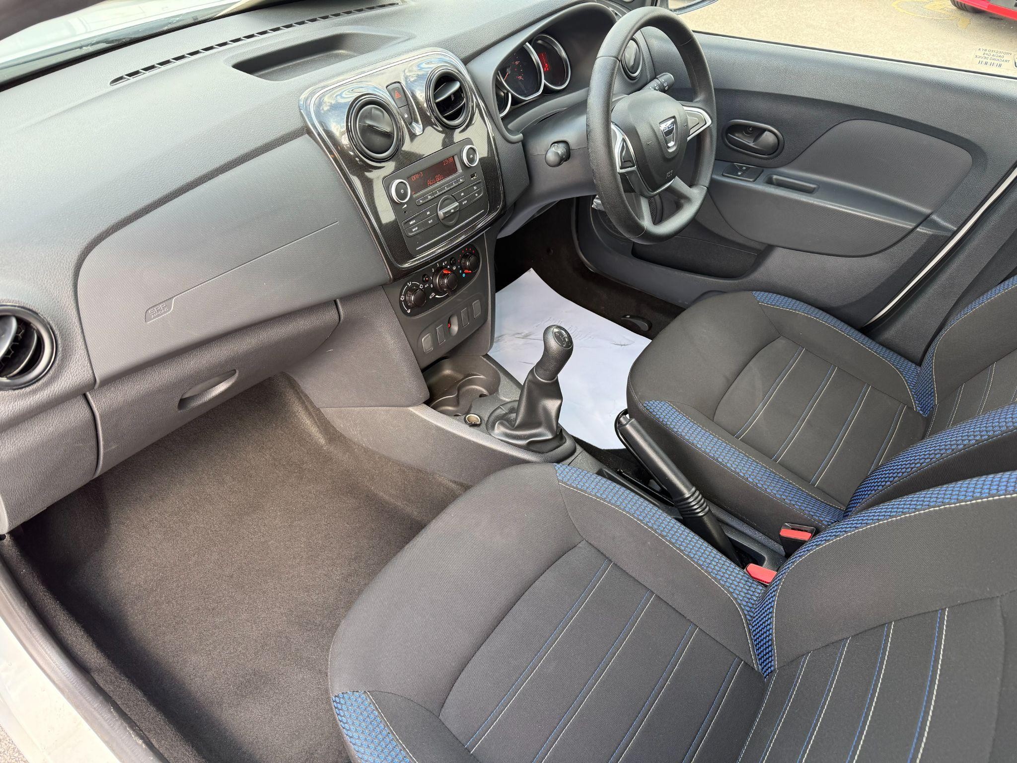 Dacia Sandero Image 13
