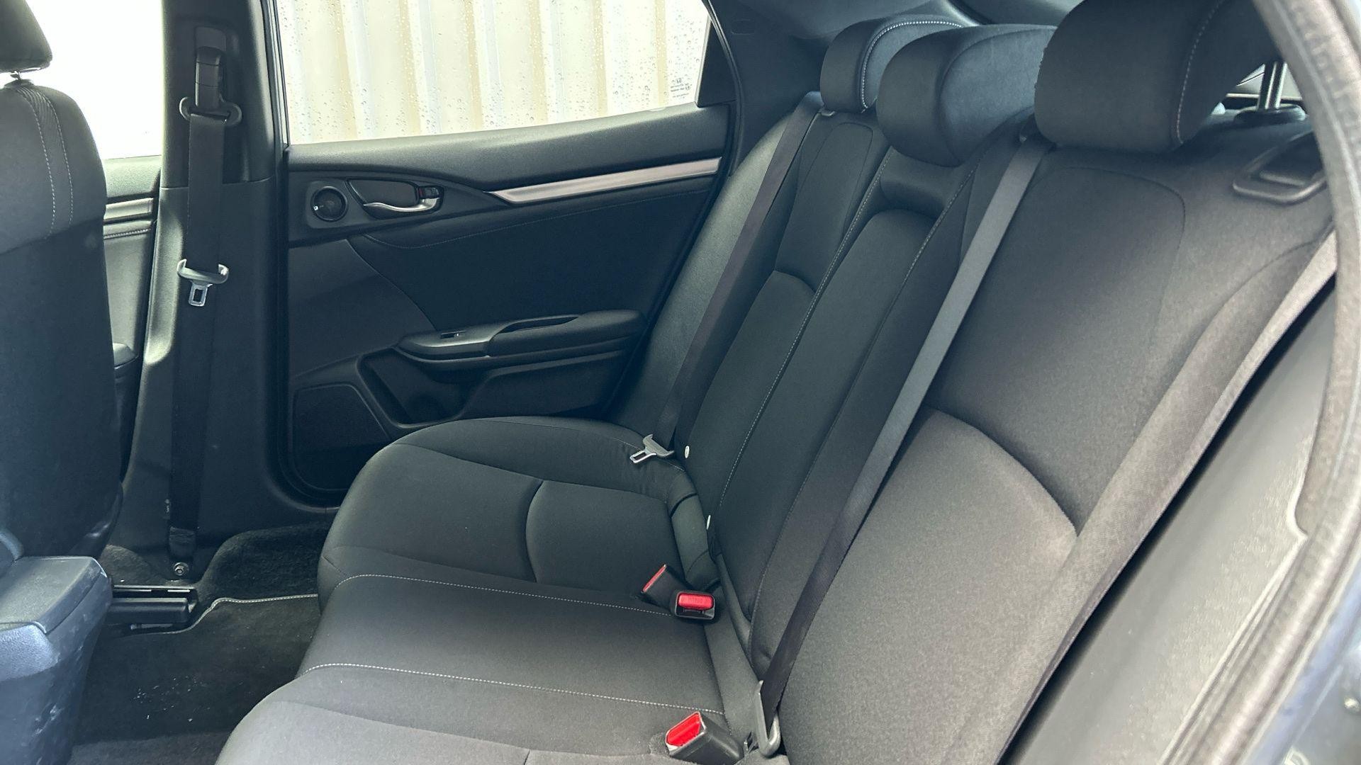 Honda Civic Image 17