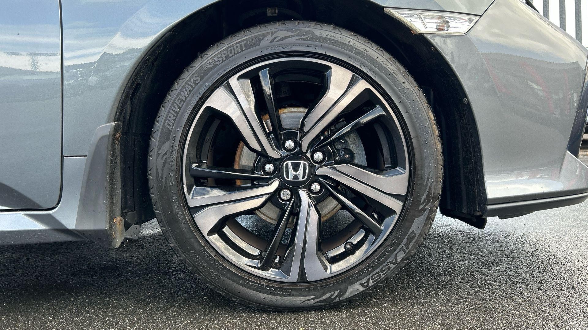 Honda Civic Image 19