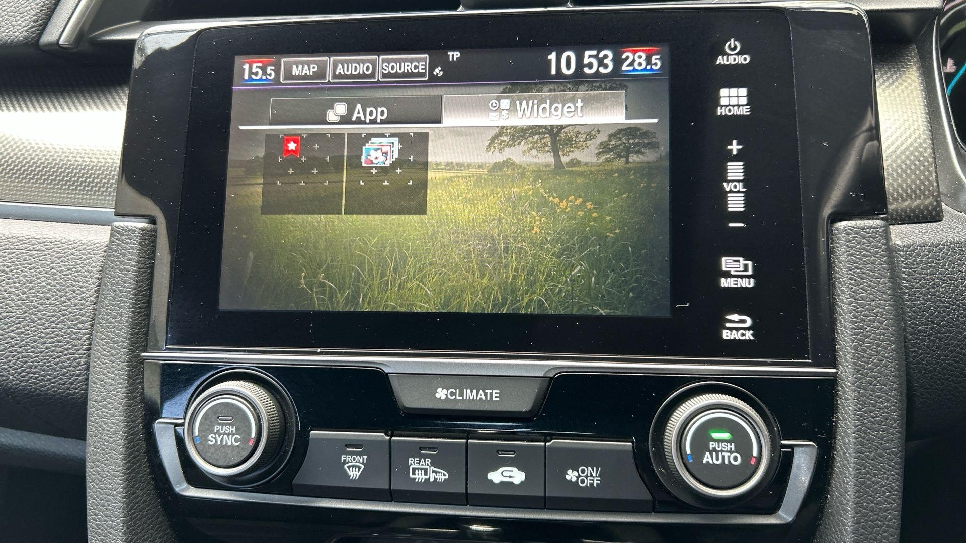 Honda Civic Image 33