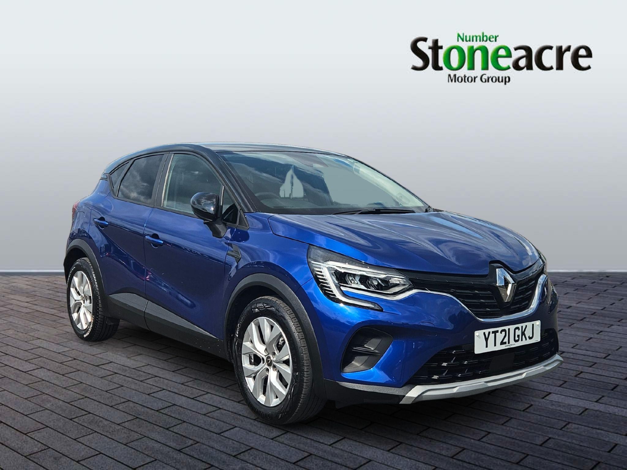 Renault Captur Image 1
