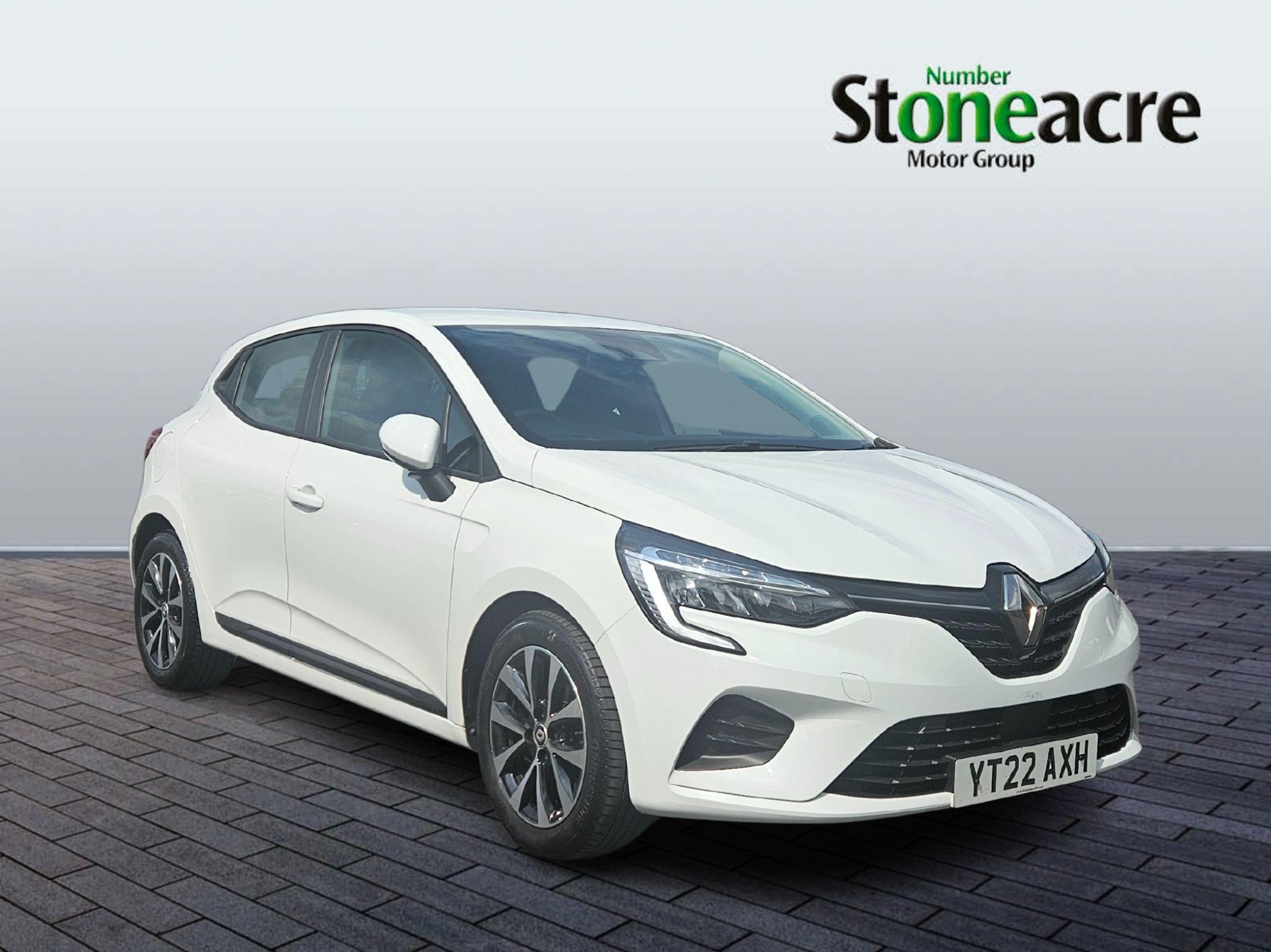 Renault Clio Image 1