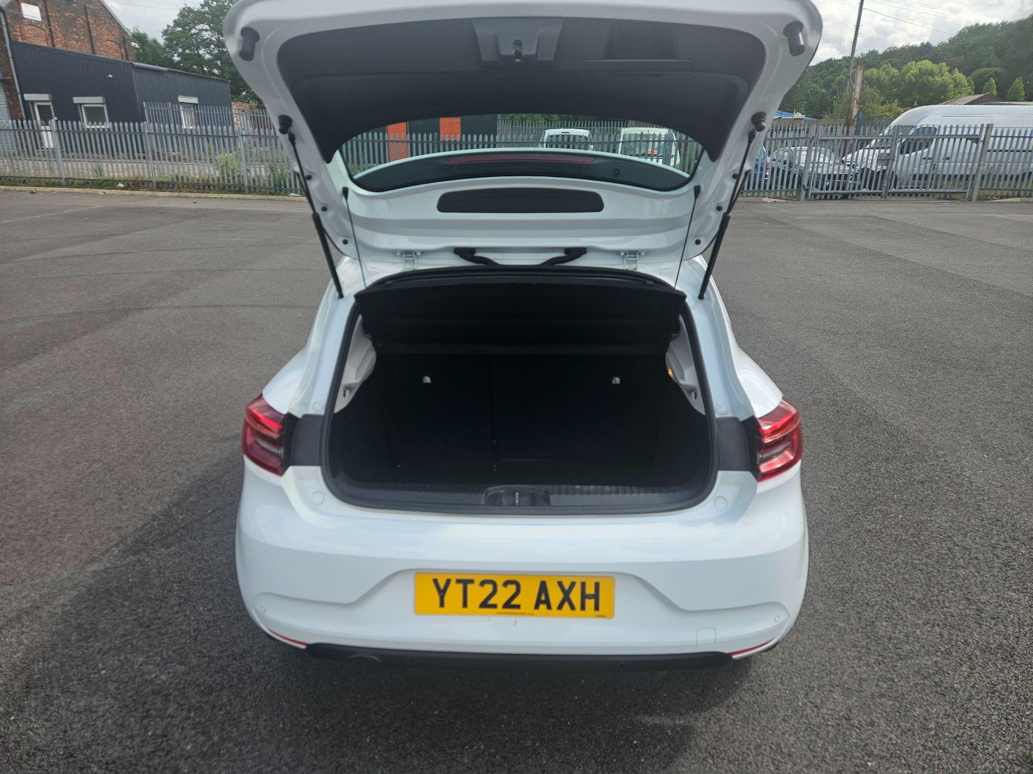 Renault Clio Image 15