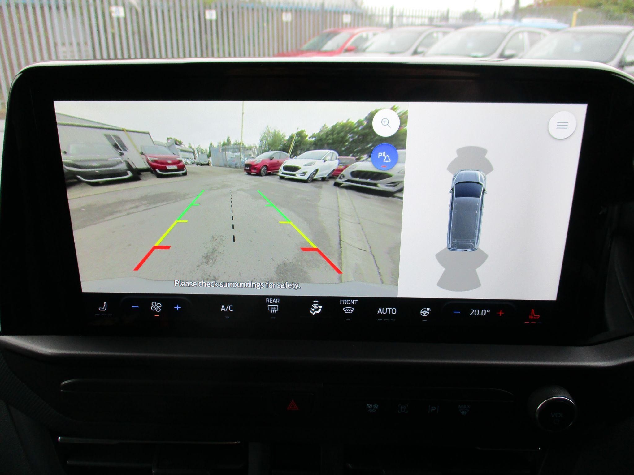 Ford Transit Custom Image 23