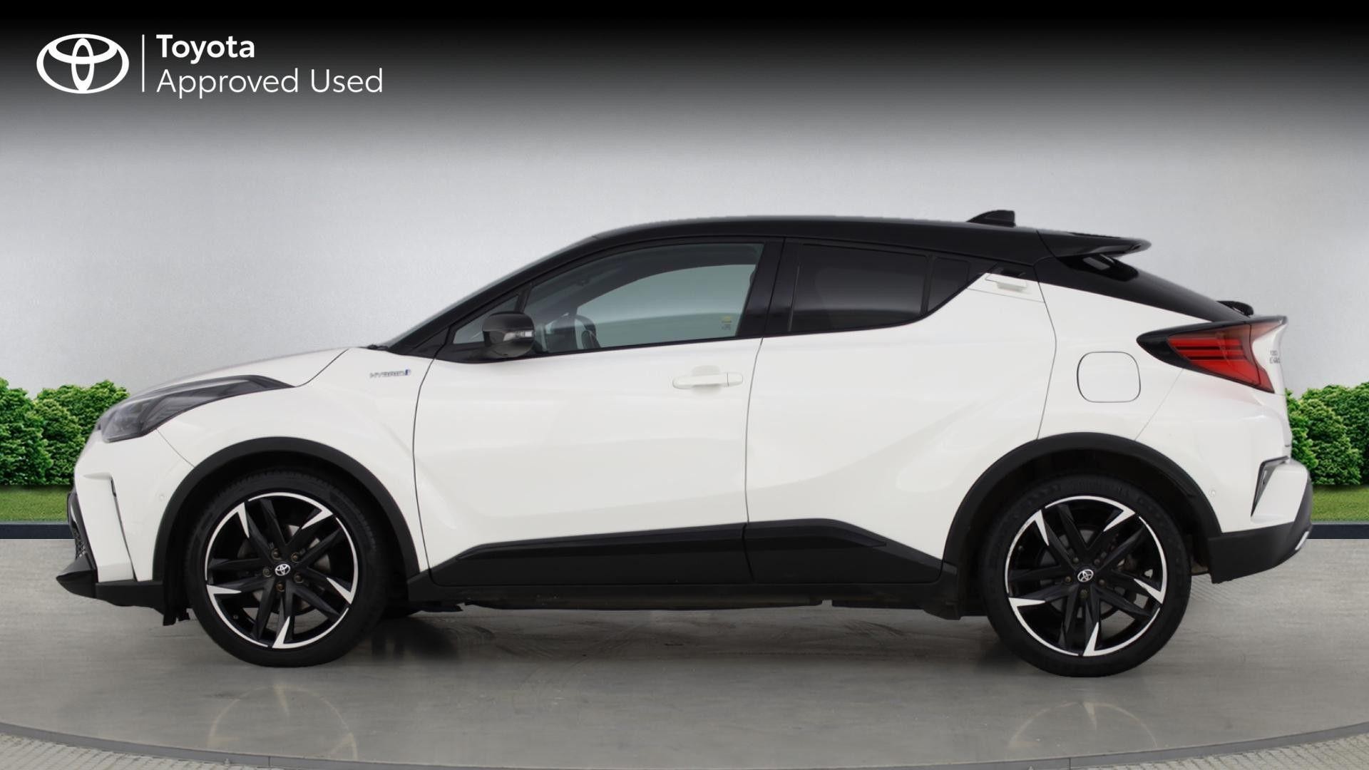 Toyota C-HR Image 8