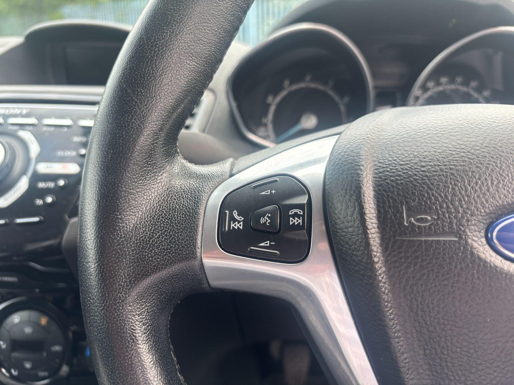 Ford Fiesta Image 18