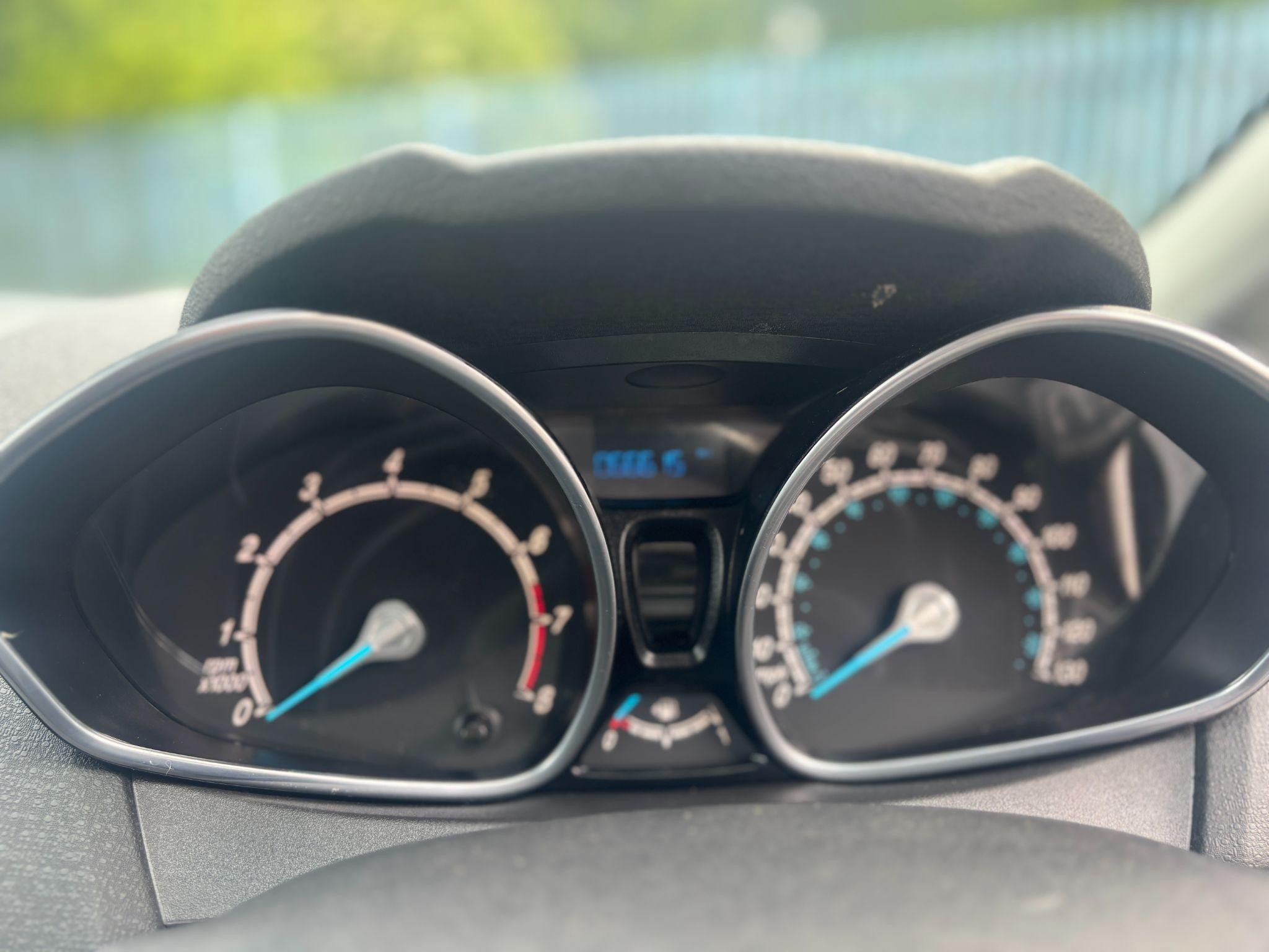 Ford Fiesta Image 20