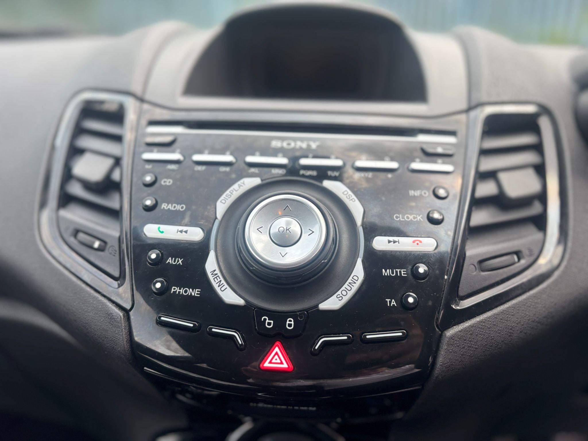 Ford Fiesta Image 22