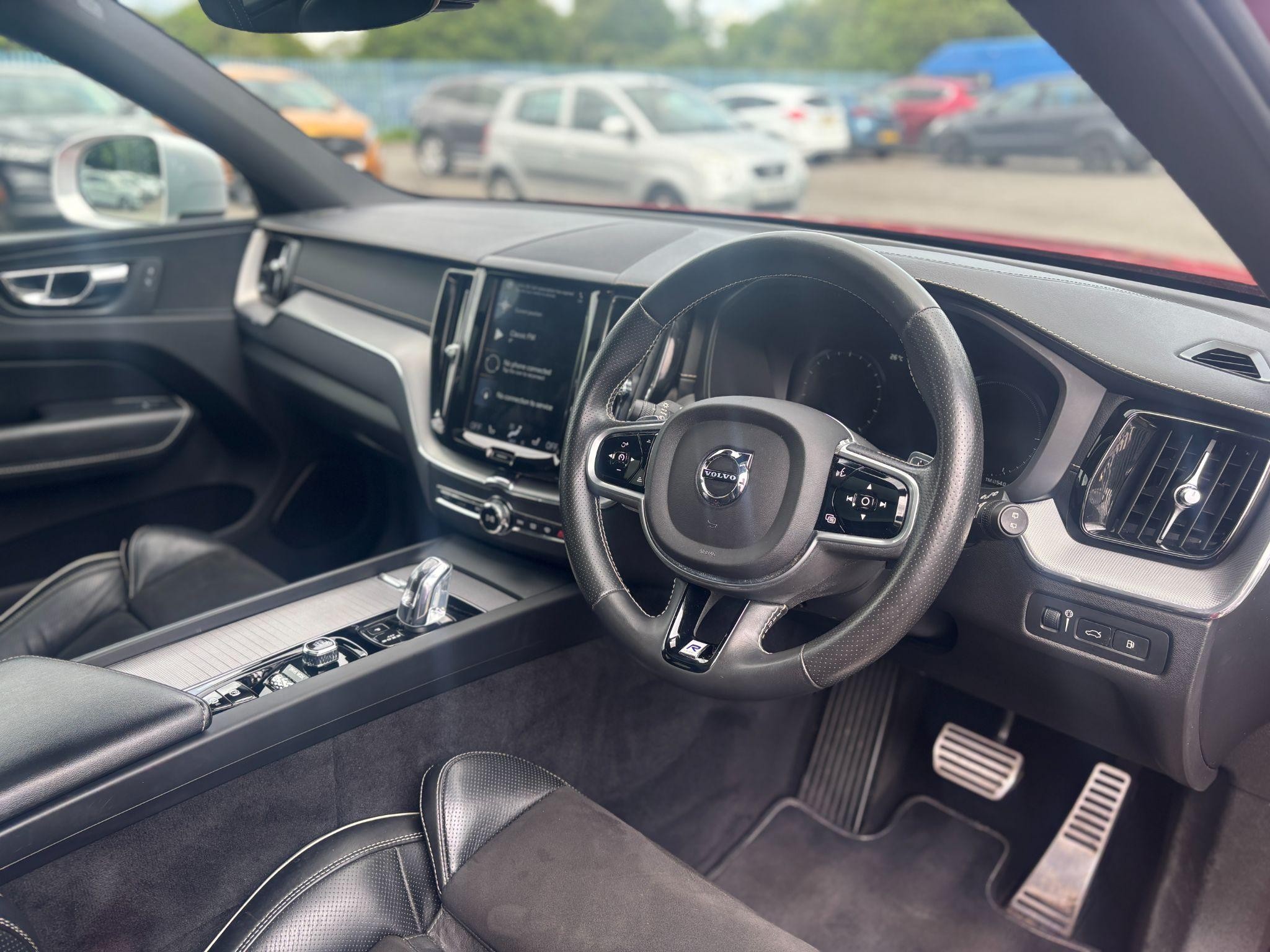 Volvo XC60 Image 10