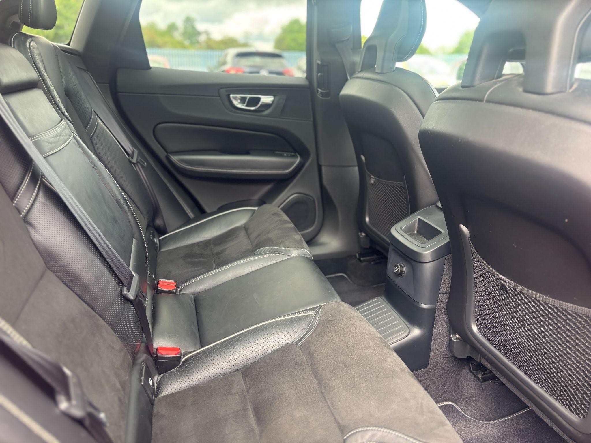 Volvo XC60 Image 13