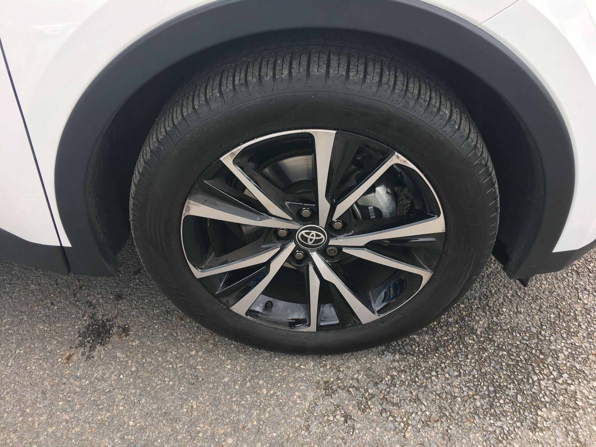 Toyota C-HR Image 11