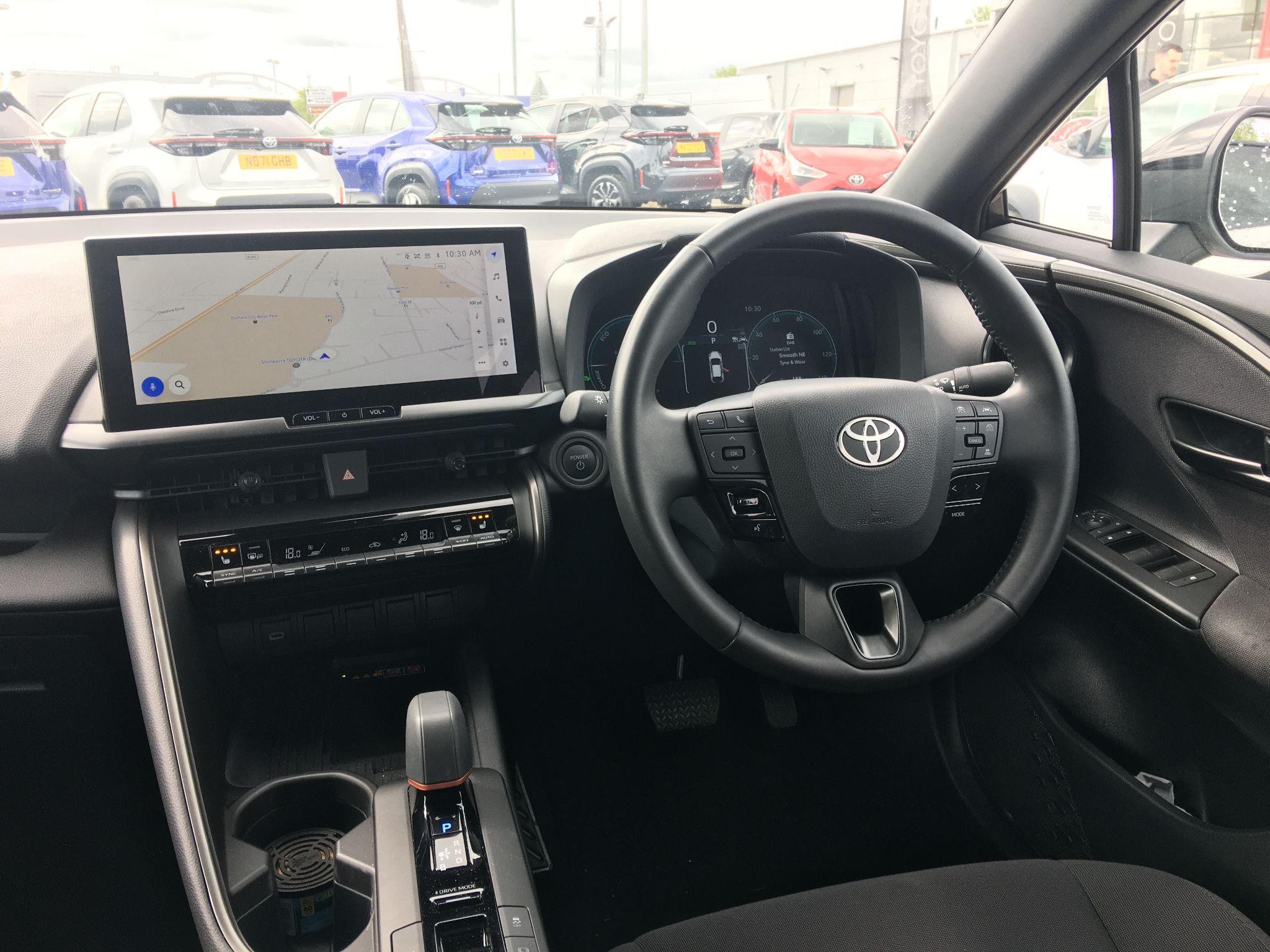 Toyota C-HR Image 14