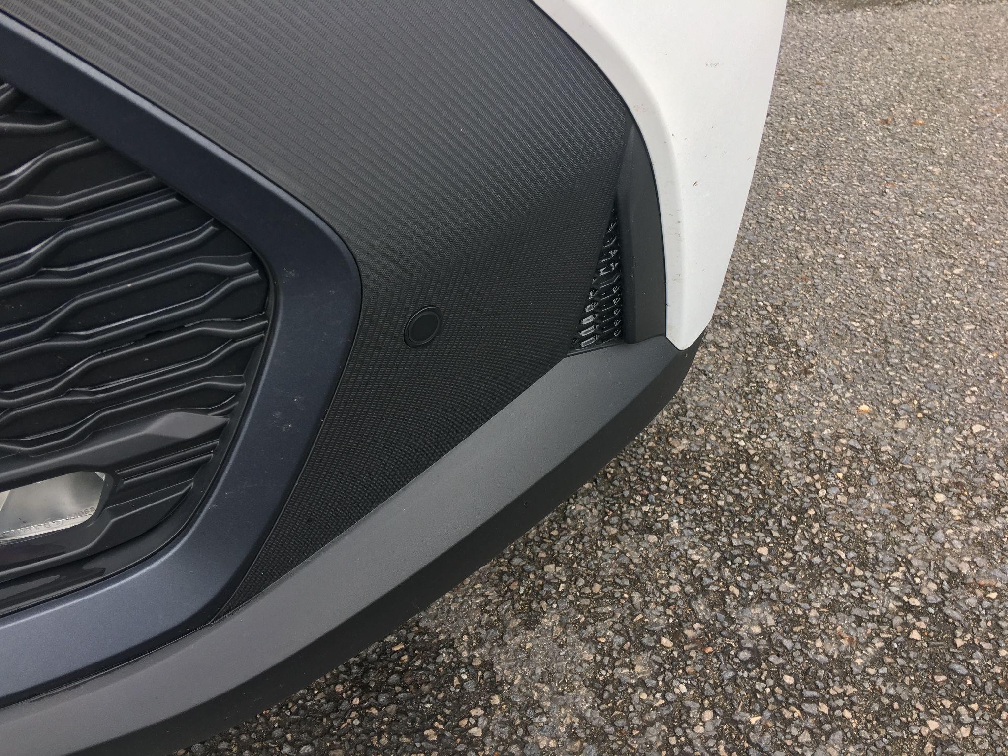 Toyota C-HR Image 27
