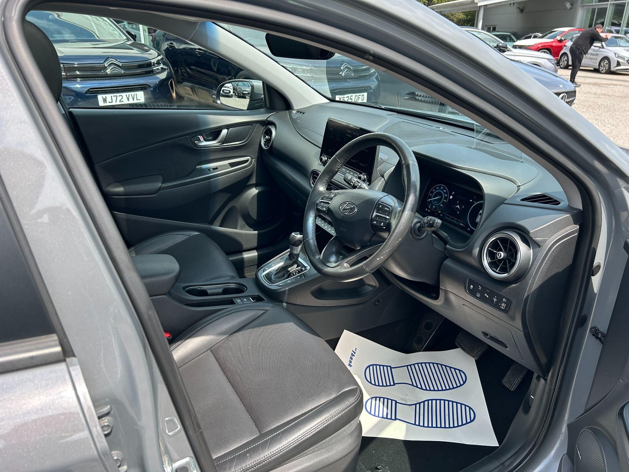 Hyundai KONA Image 10