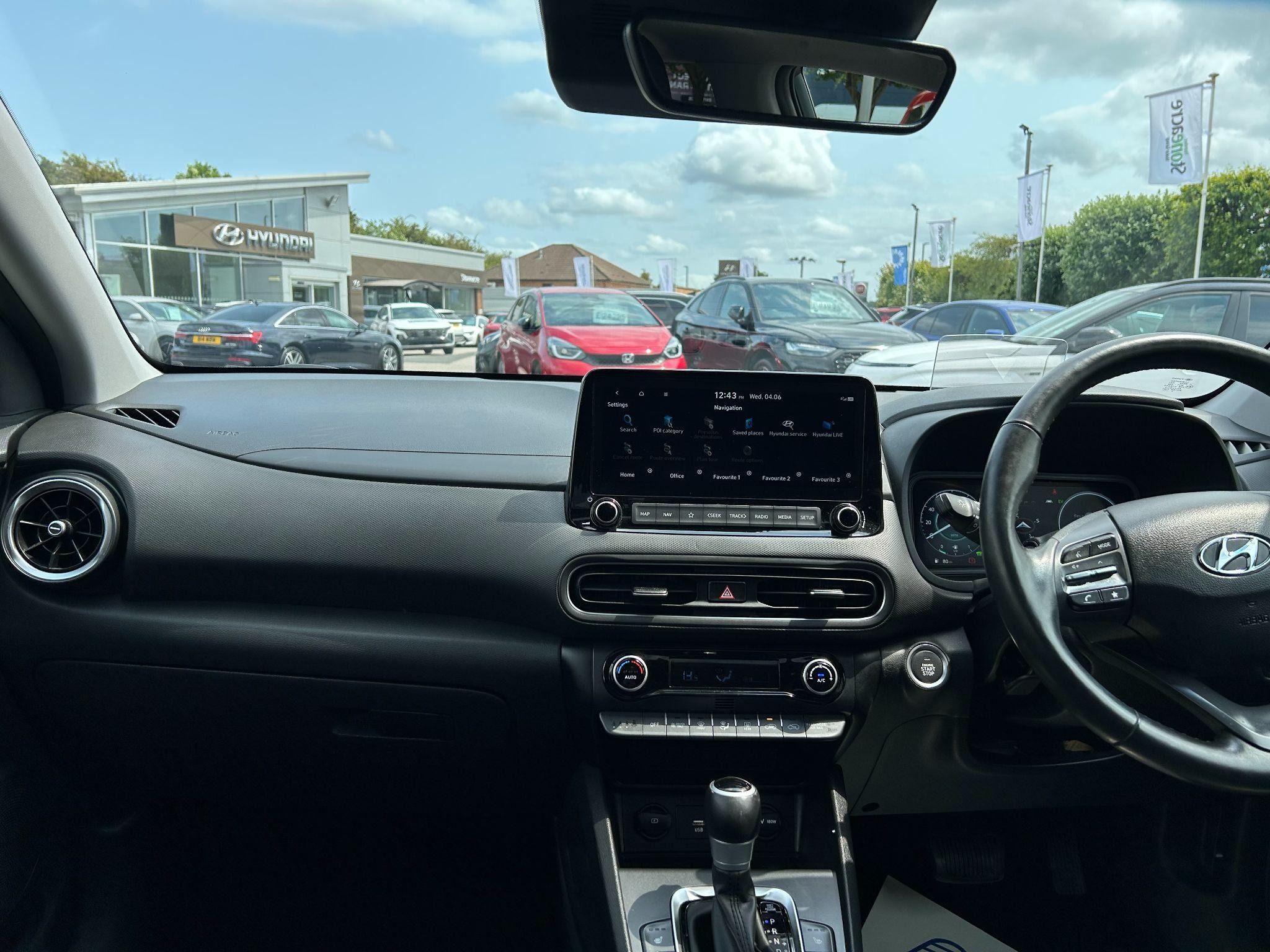 Hyundai KONA Image 13