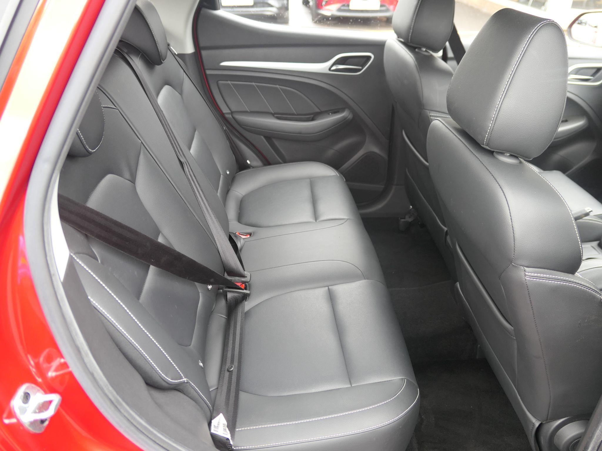 MG ZS Image 12
