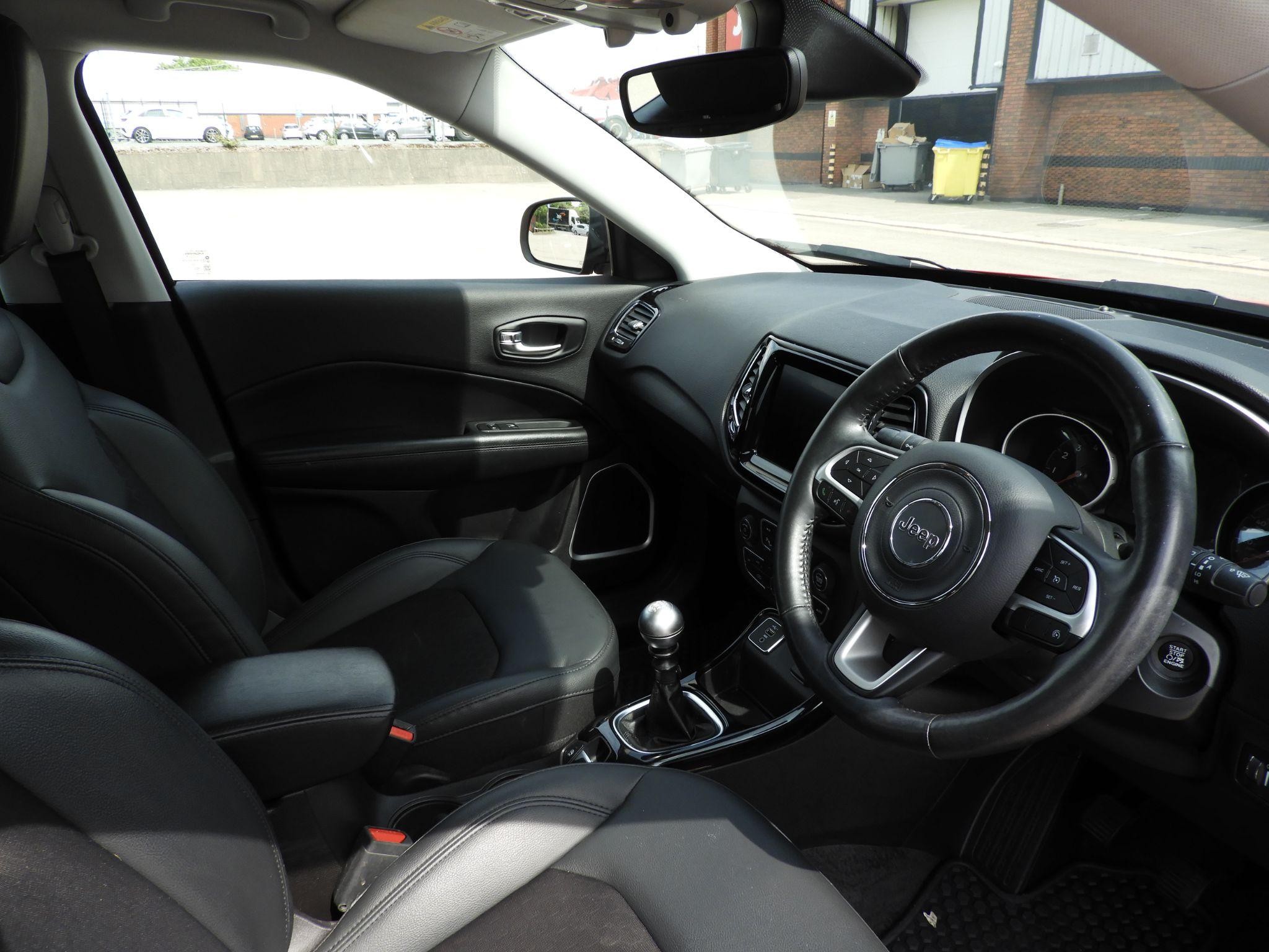 Jeep Compass Image 9