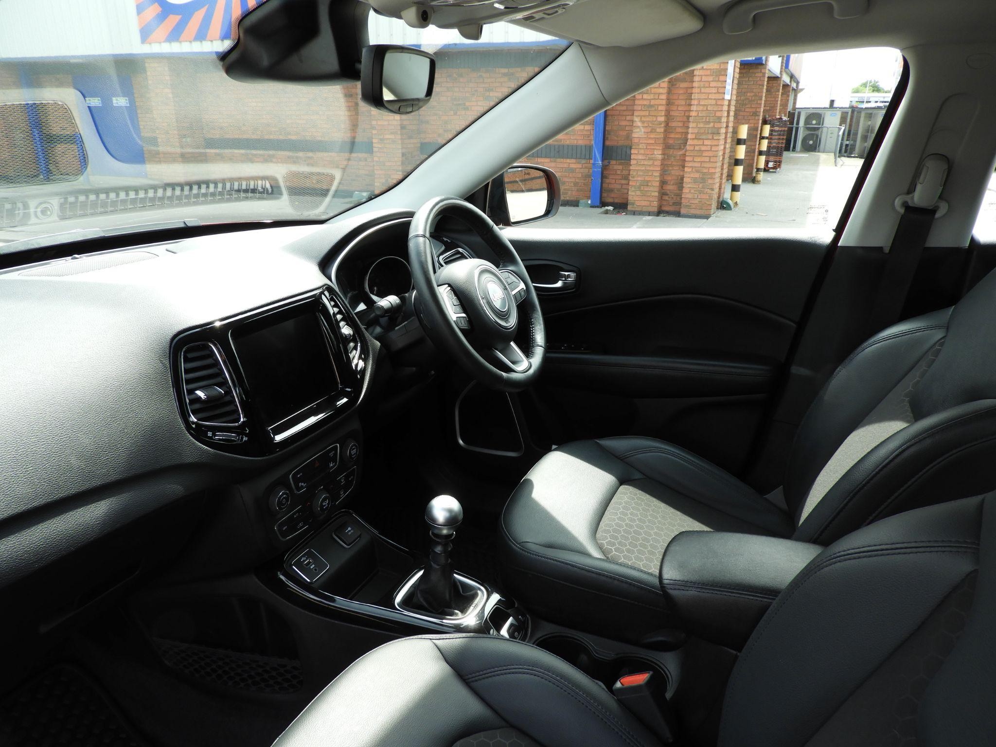 Jeep Compass Image 11