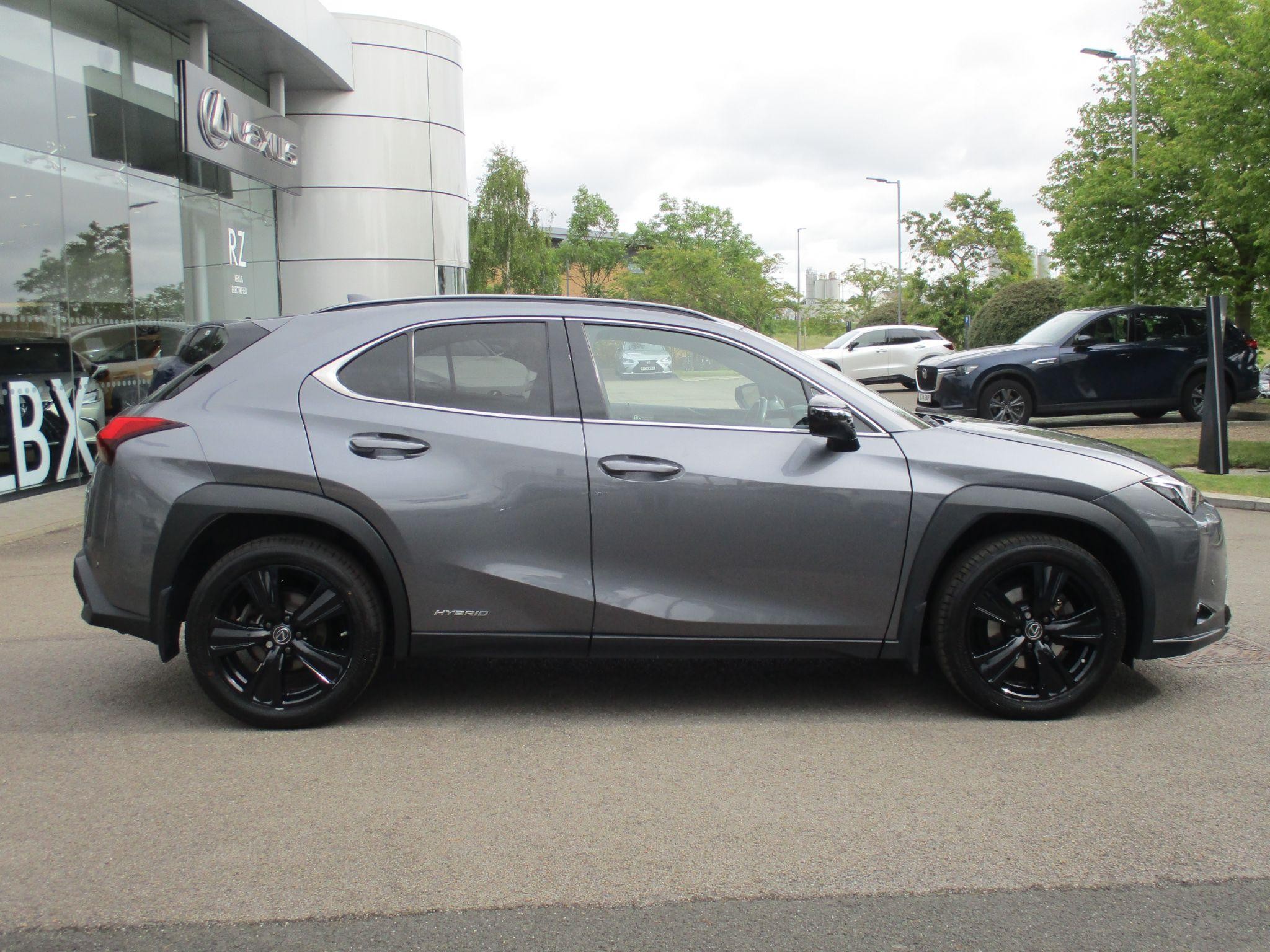 Lexus UX Self-Charging Hybrid Image 4