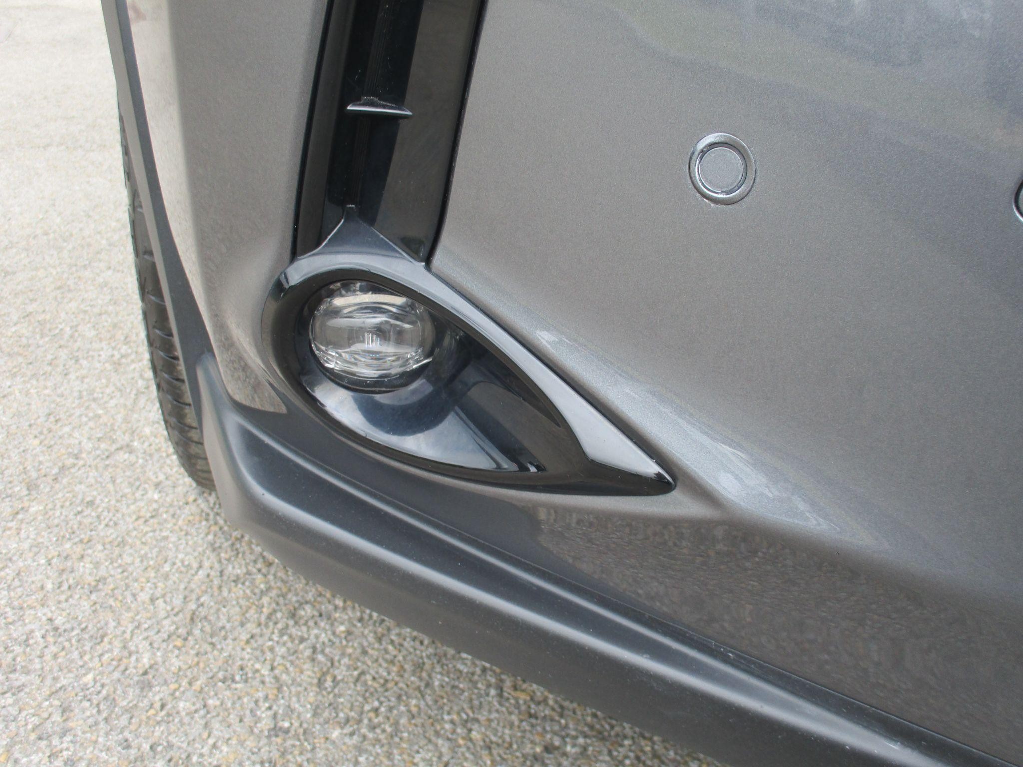 Lexus UX Self-Charging Hybrid Image 14