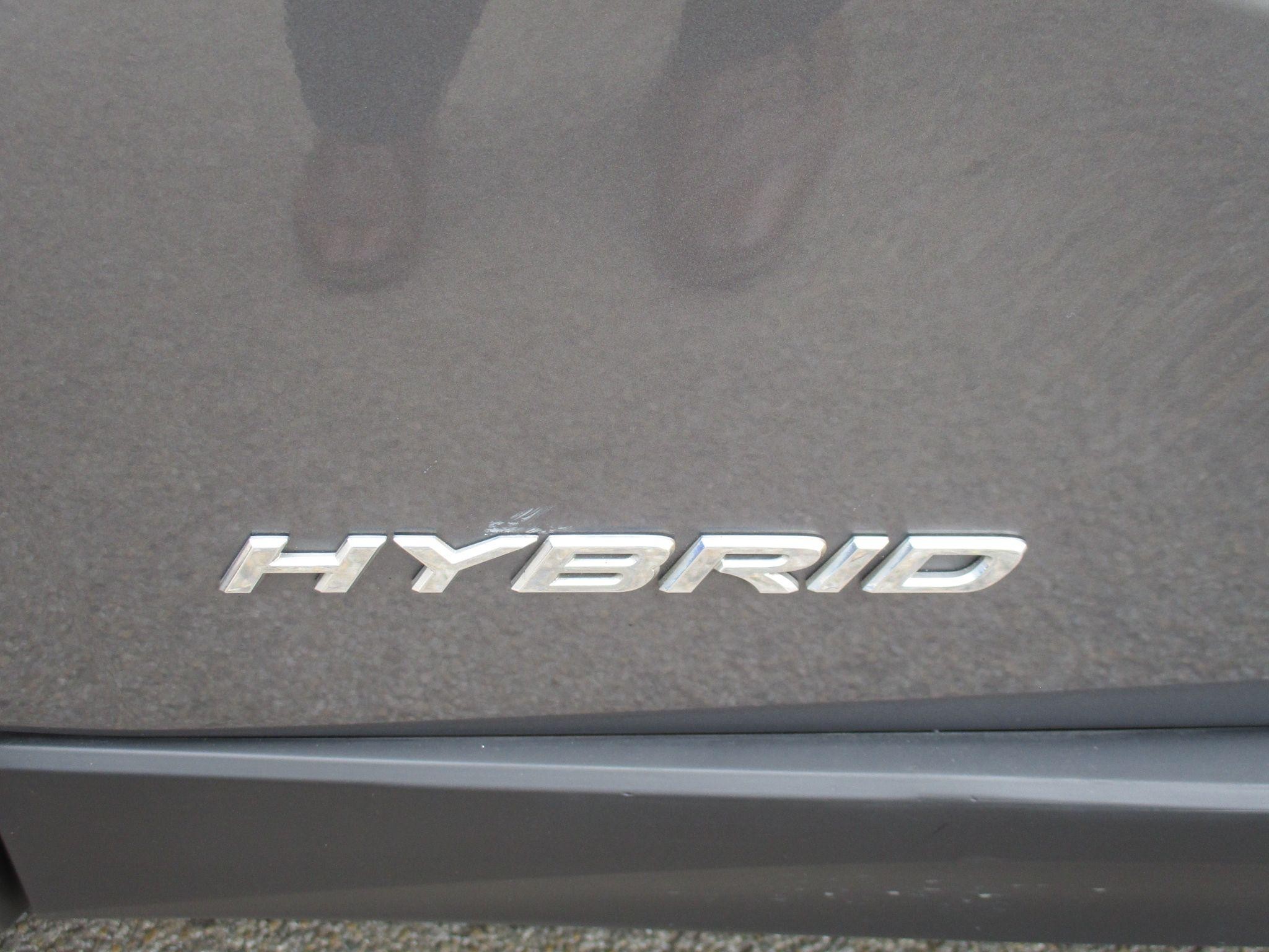 Lexus UX Self-Charging Hybrid Image 17