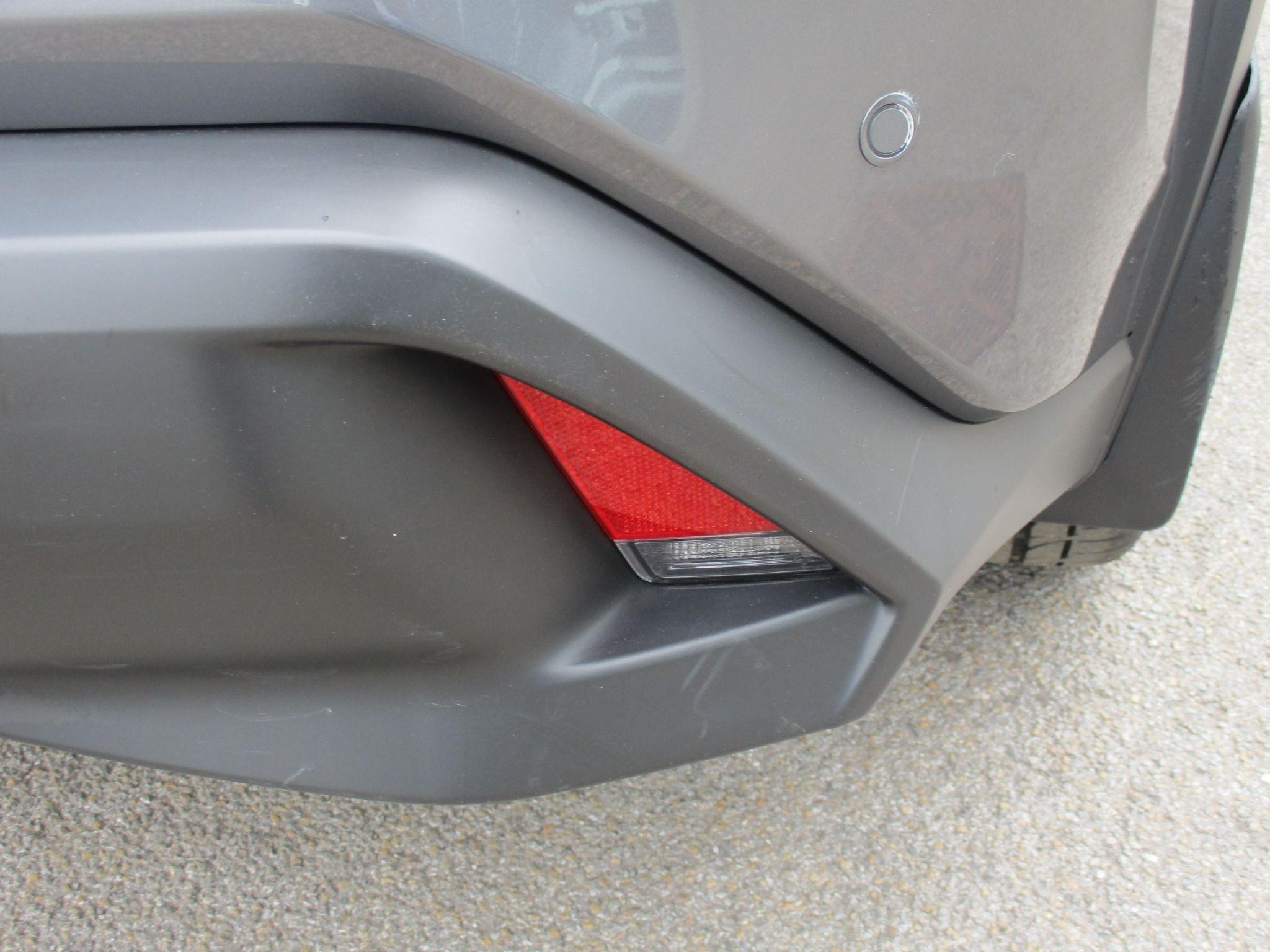 Lexus UX Self-Charging Hybrid Image 22
