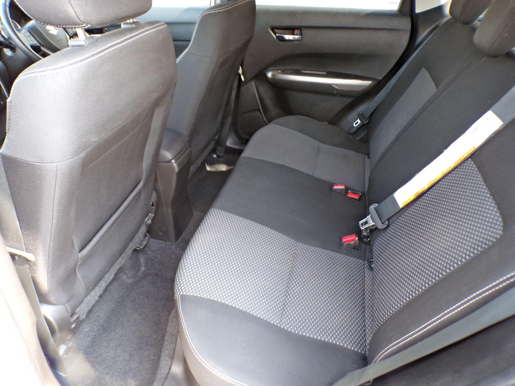 Suzuki Vitara Image 22