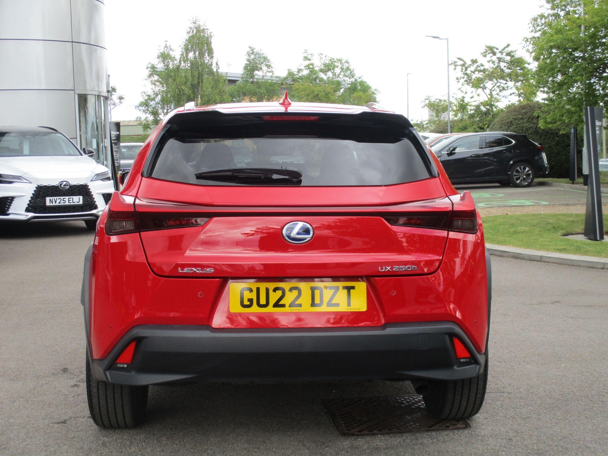 Lexus UX Self-Charging Hybrid Image 12
