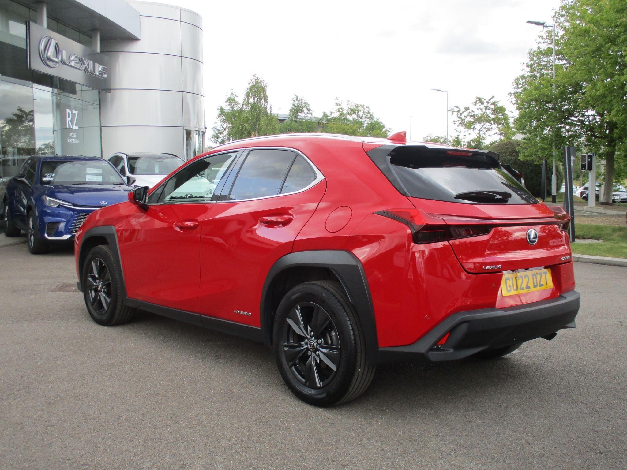 Lexus UX Self-Charging Hybrid Image 17