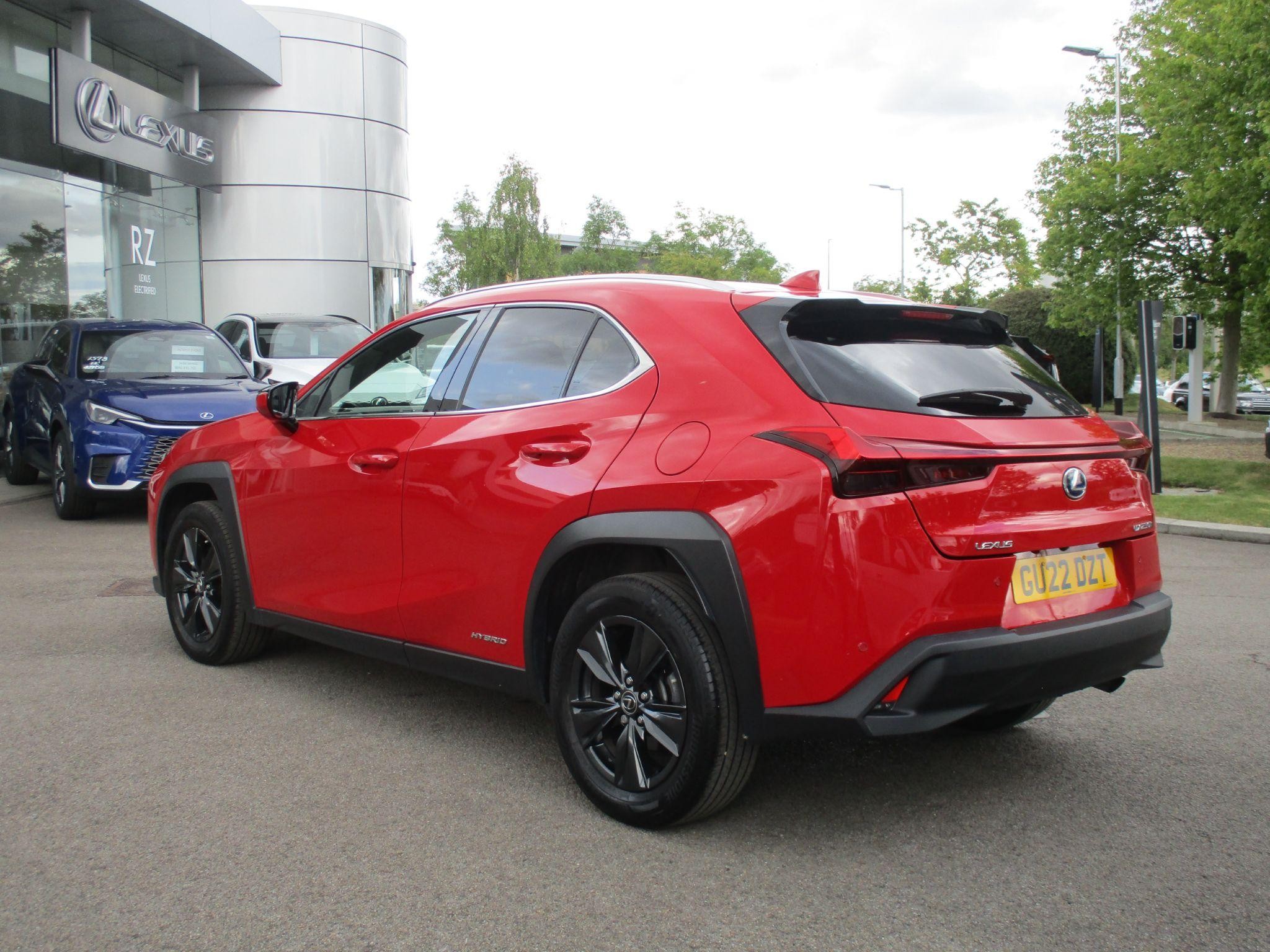 Lexus UX Self-Charging Hybrid Image 18