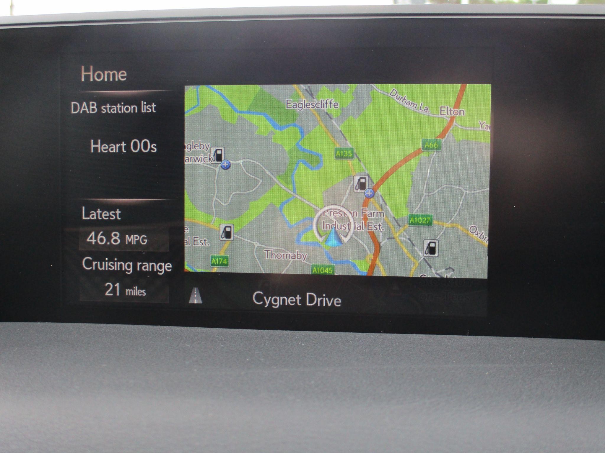 Lexus UX Self-Charging Hybrid Image 29