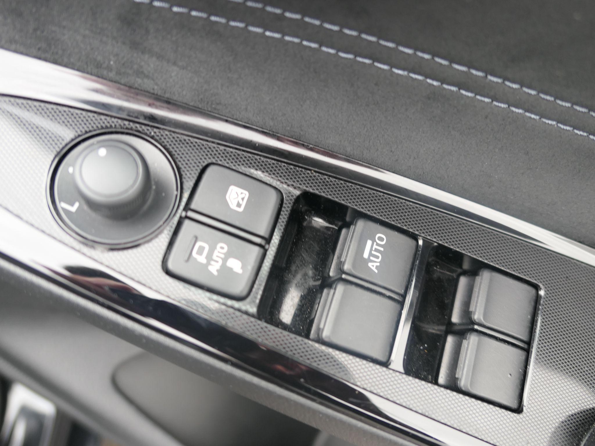 Mazda2 Image 13