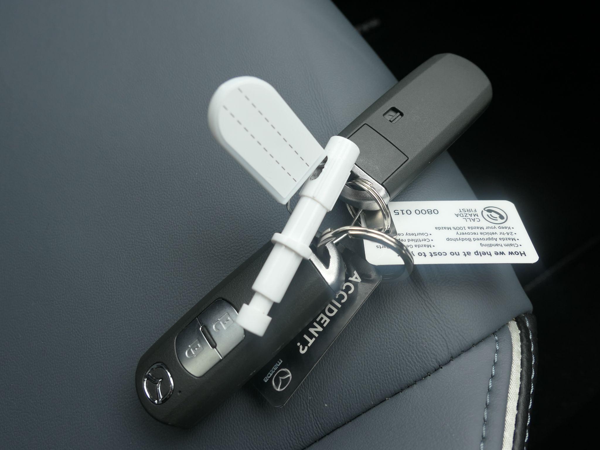 Mazda2 Image 18