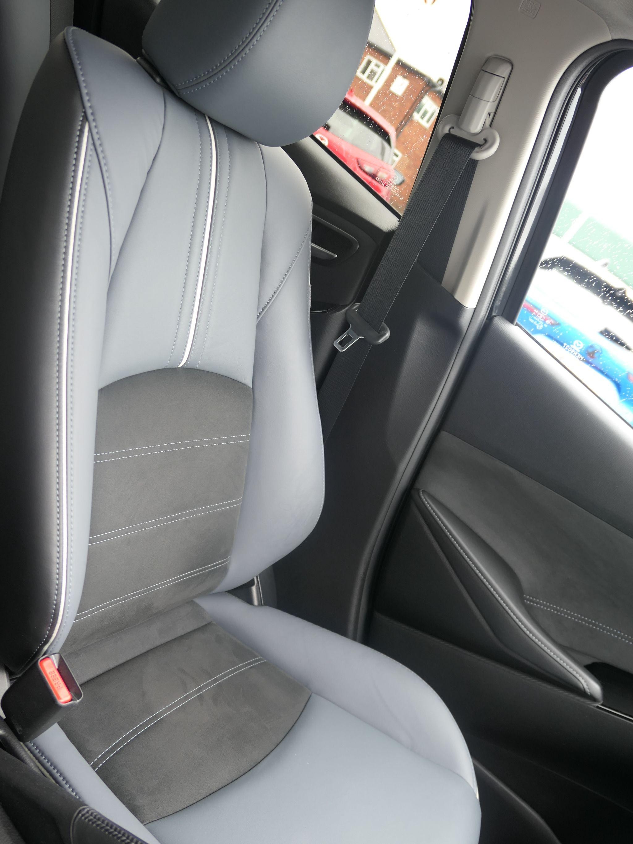 Mazda2 Image 28