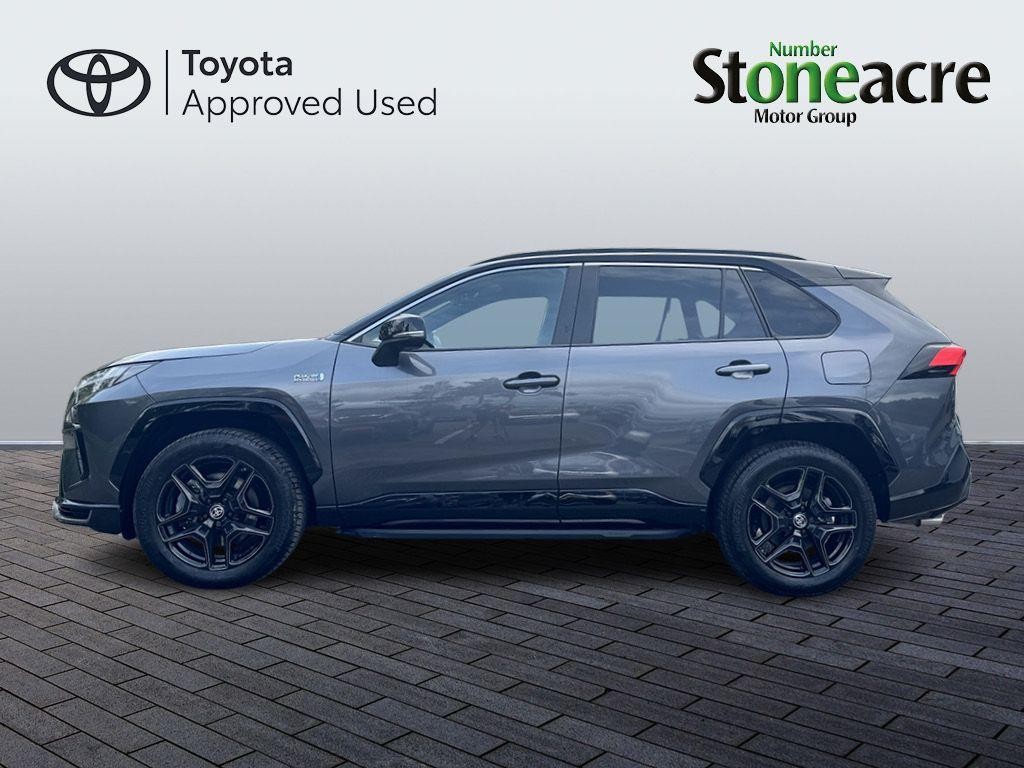 Toyota RAV4 Image 8