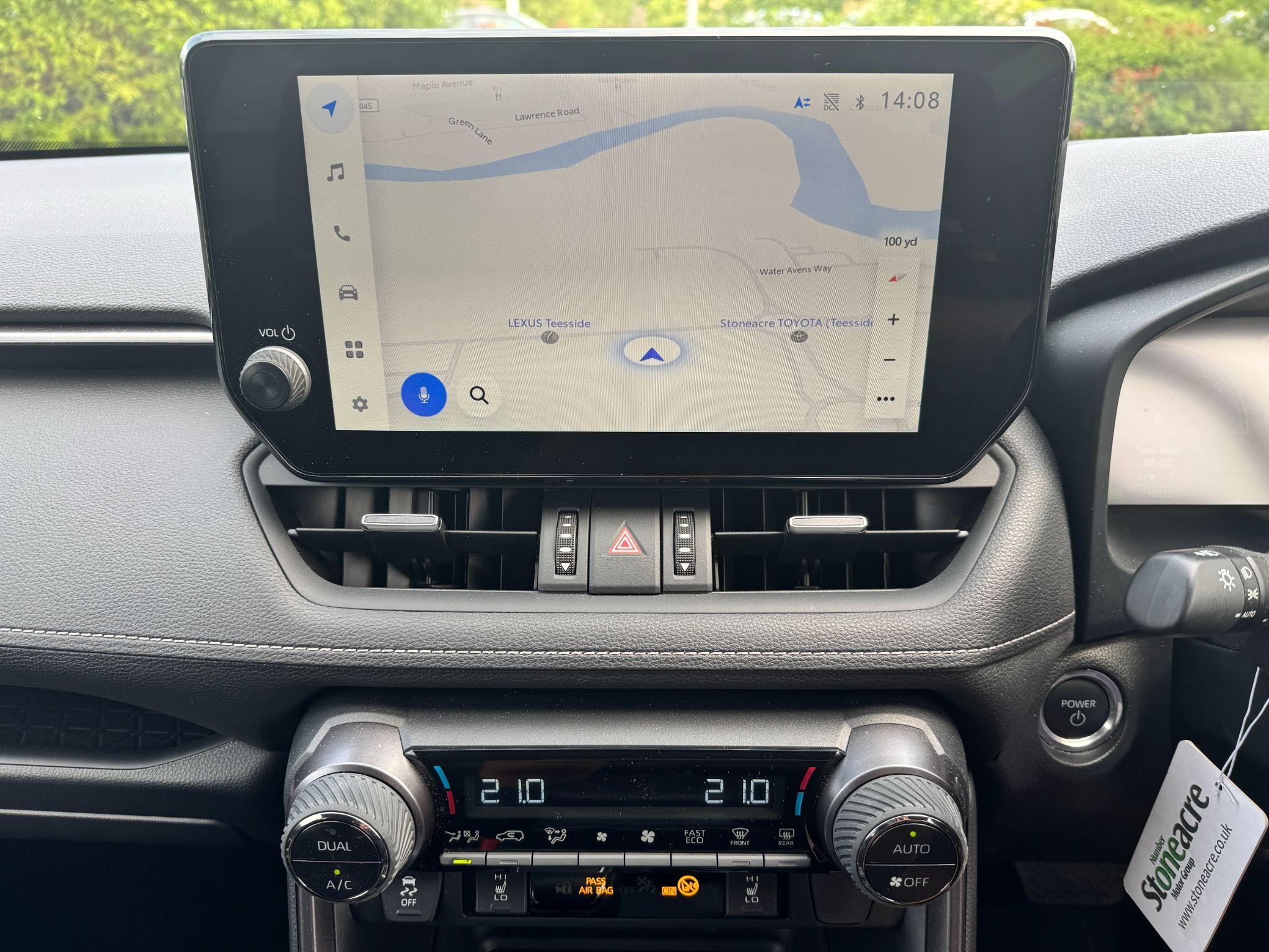 Toyota RAV4 Image 21