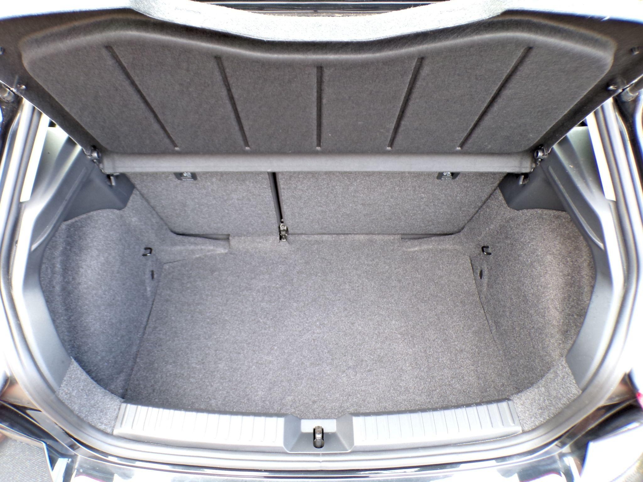 SEAT Ibiza Image 8