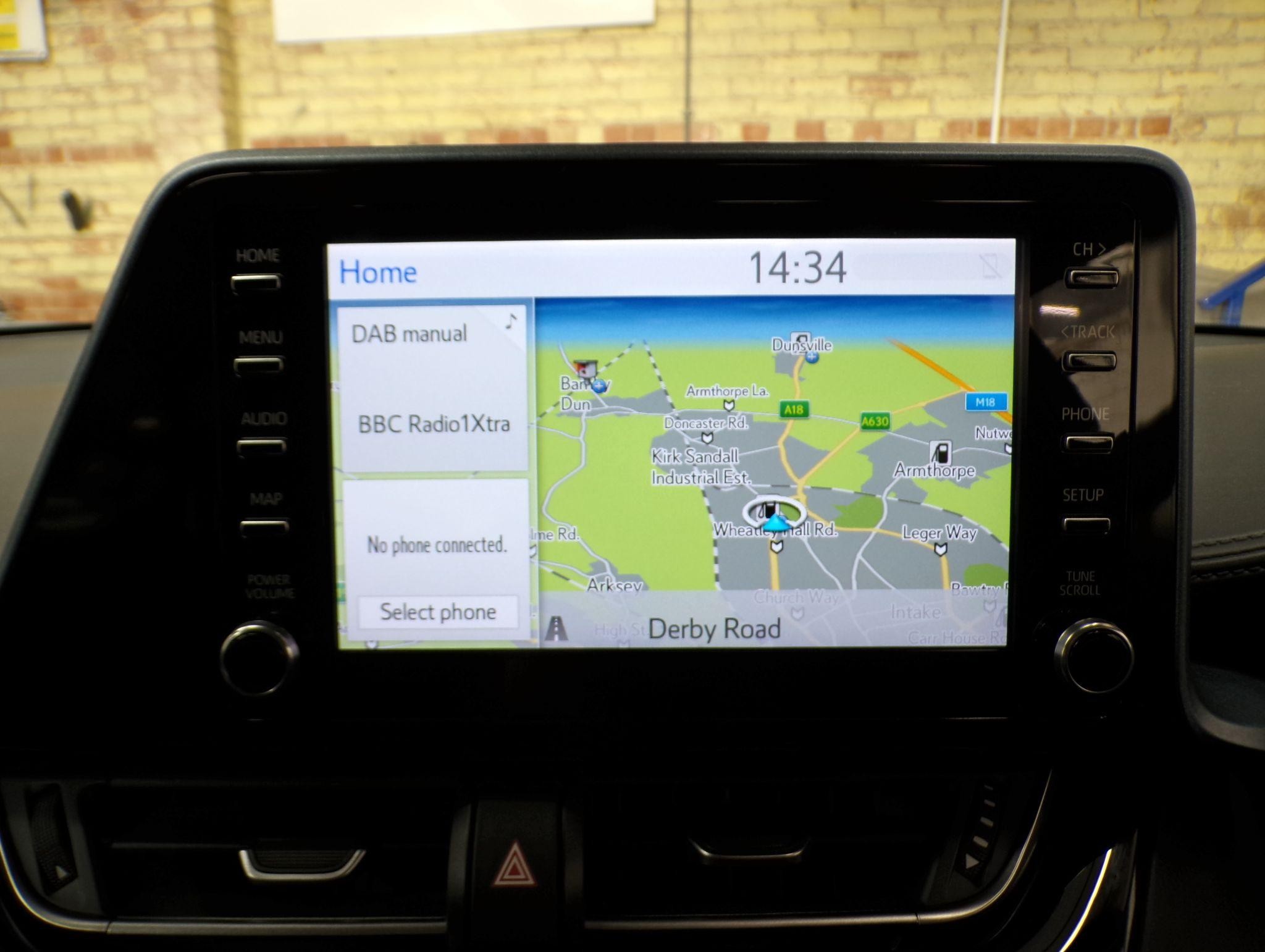 Toyota C-HR Image 14