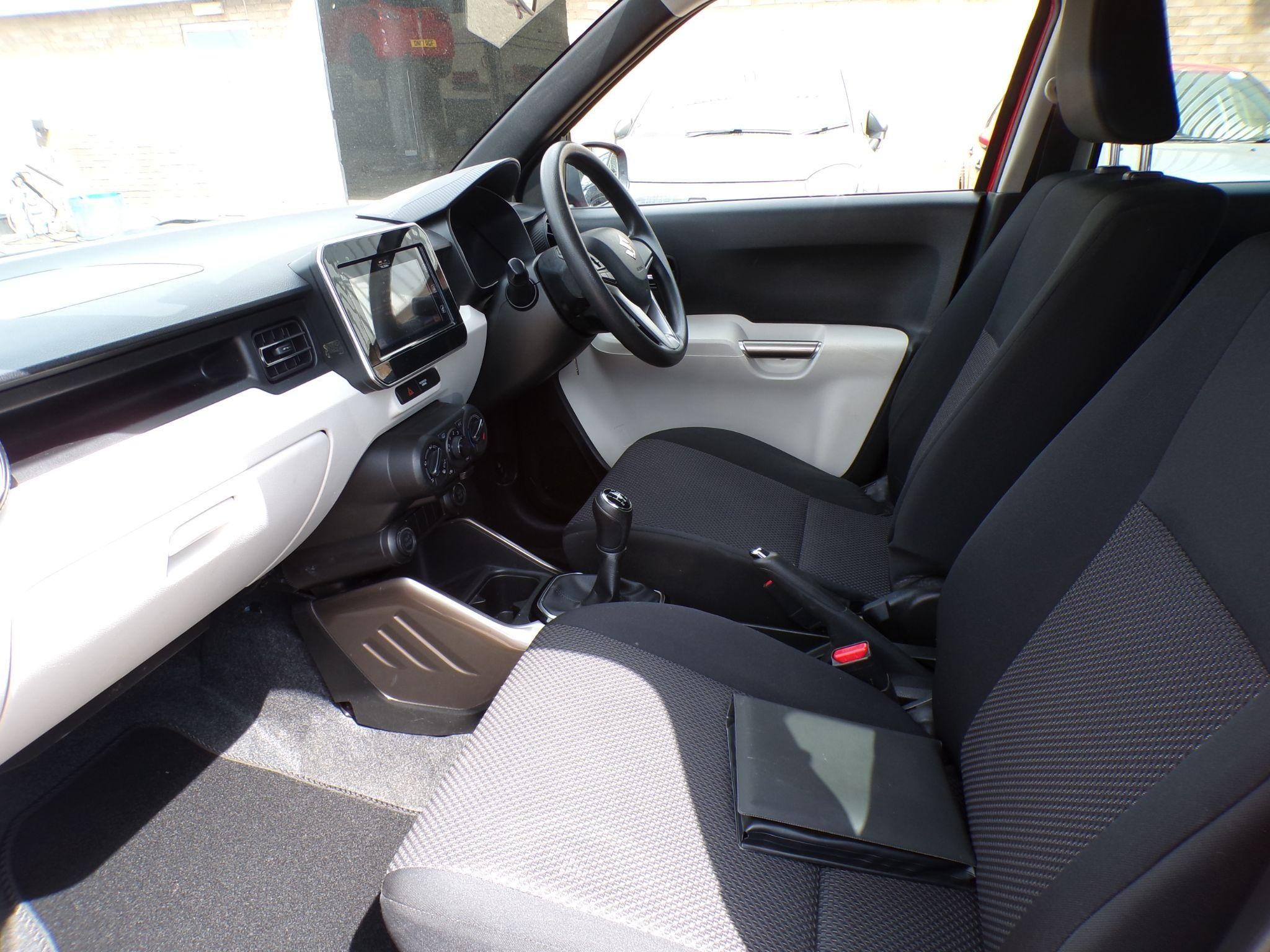 Suzuki Ignis Image 12