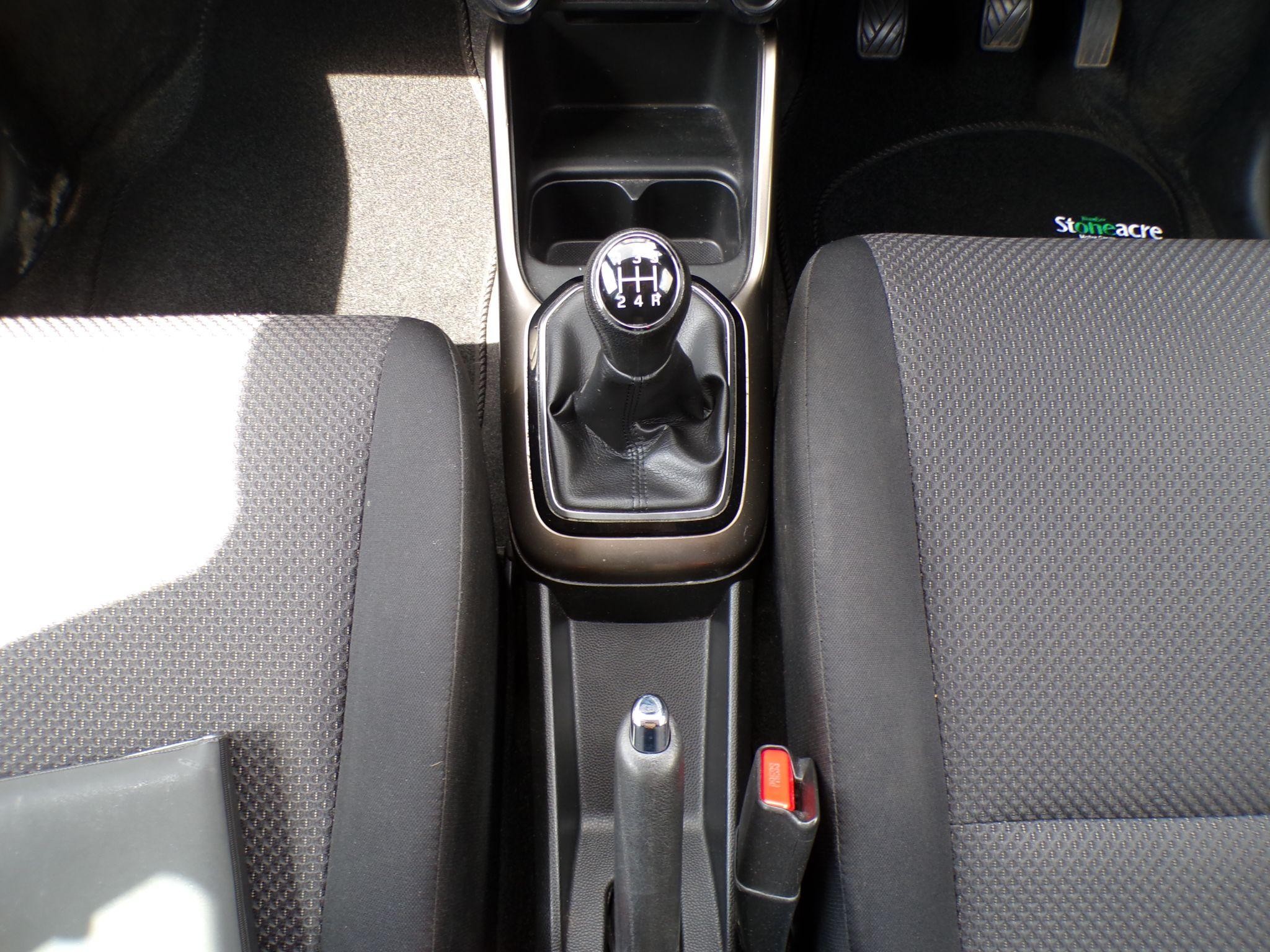 Suzuki Ignis Image 17