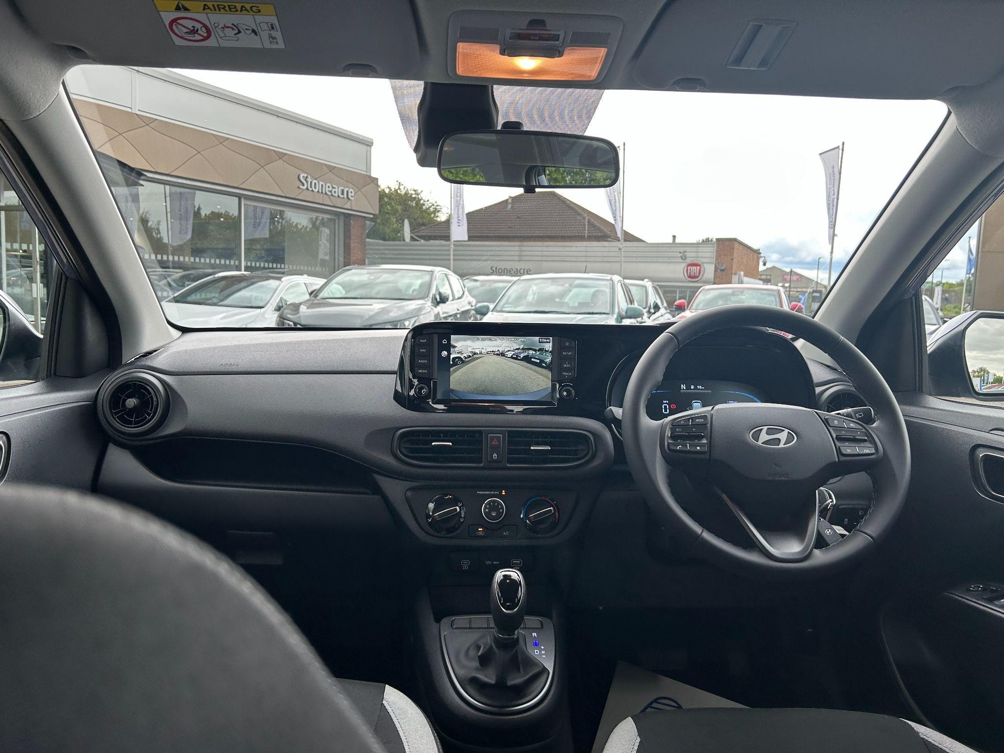 Hyundai i10 Image 13