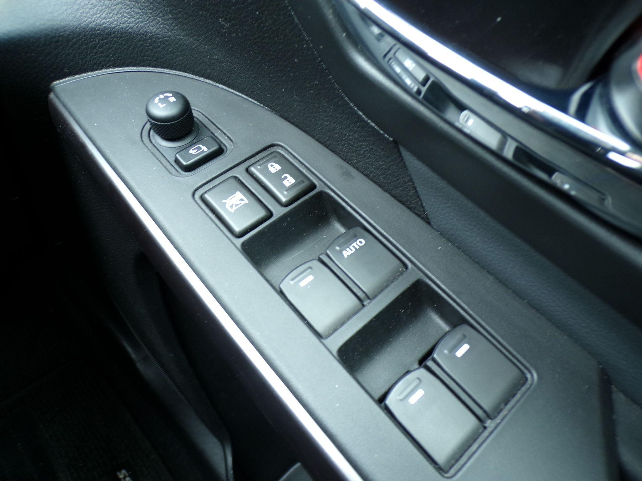 Suzuki SX4 S-Cross Image 16