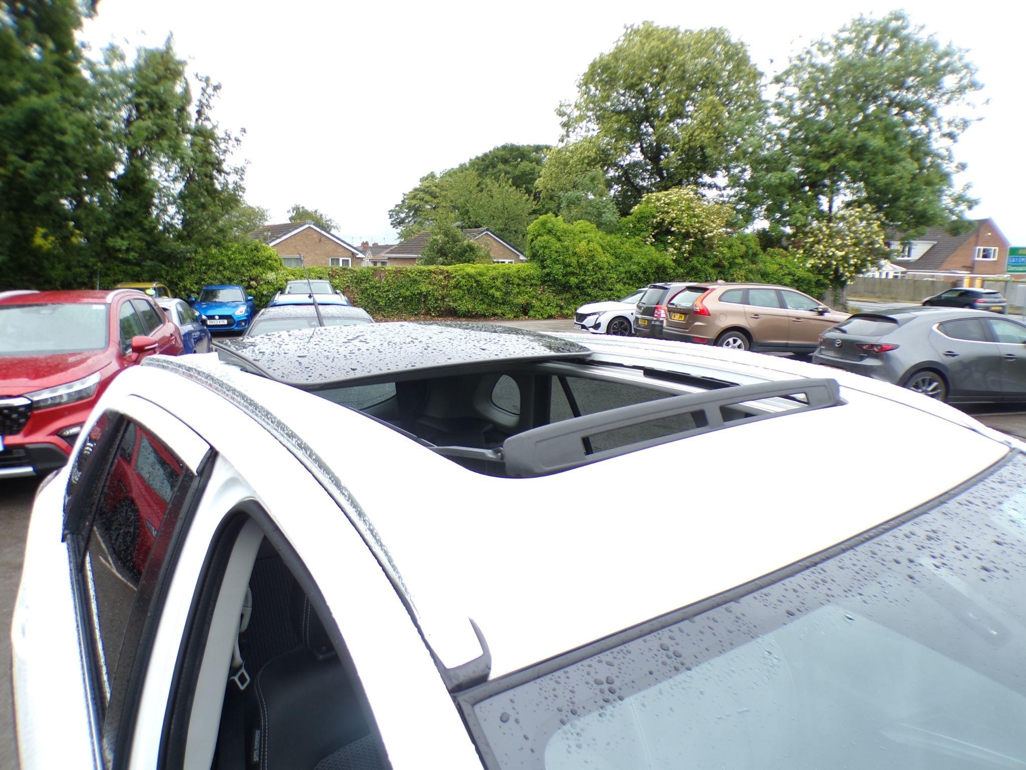 Suzuki SX4 S-Cross Image 40