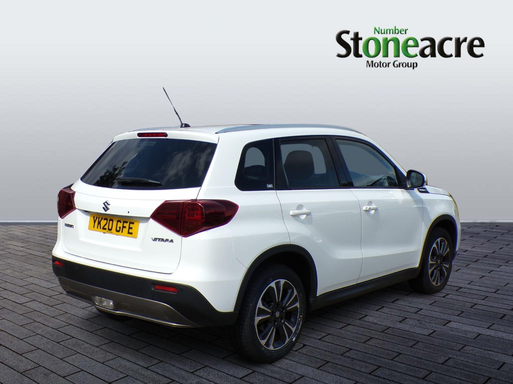 Suzuki Vitara Image 8